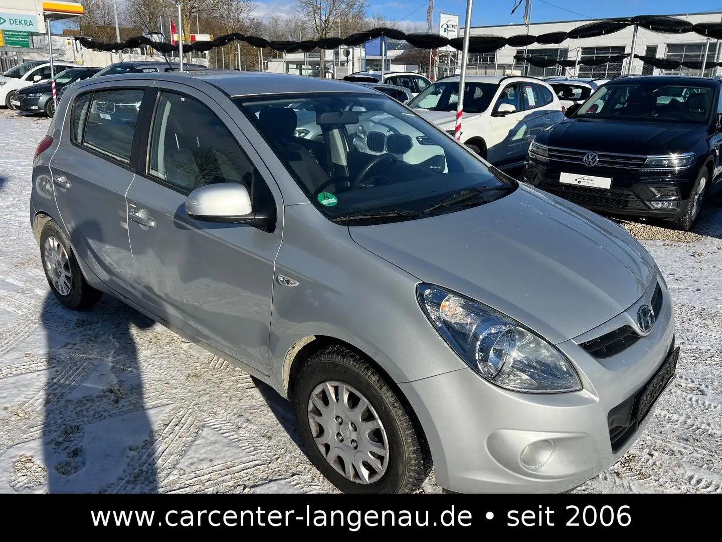 Hyundai i20 Classic + TÜV FÄLLIG Silber - 1