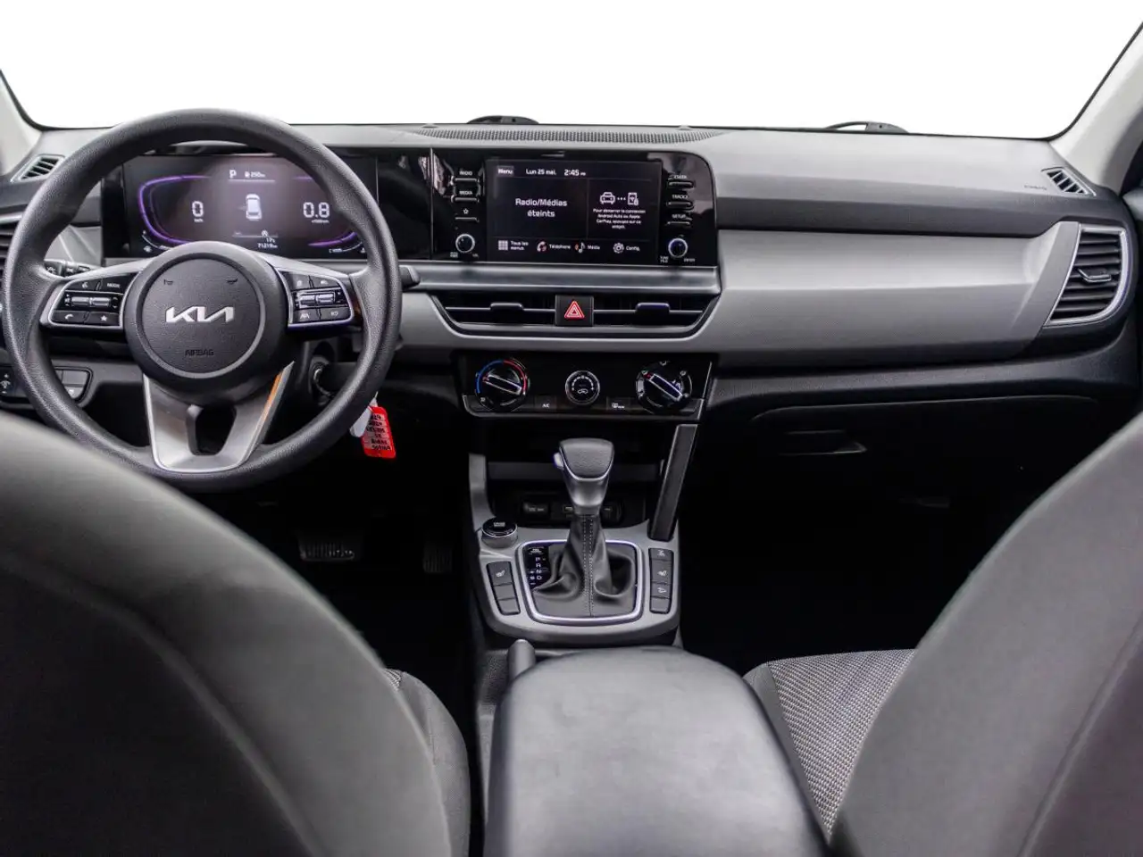 Kia Seltos снимка Kia Seltos