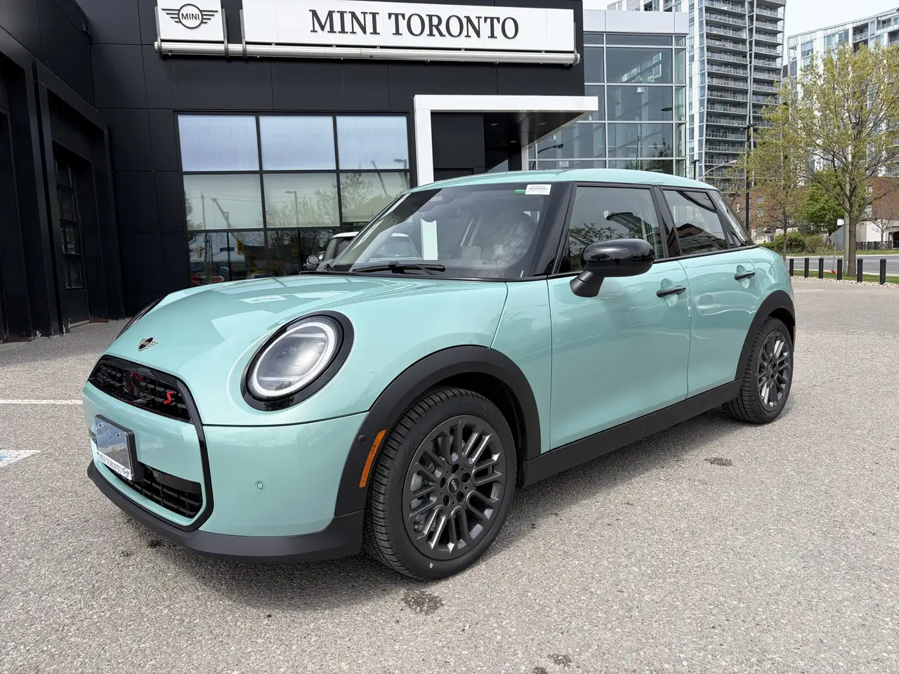 2026 MINI 5 Door