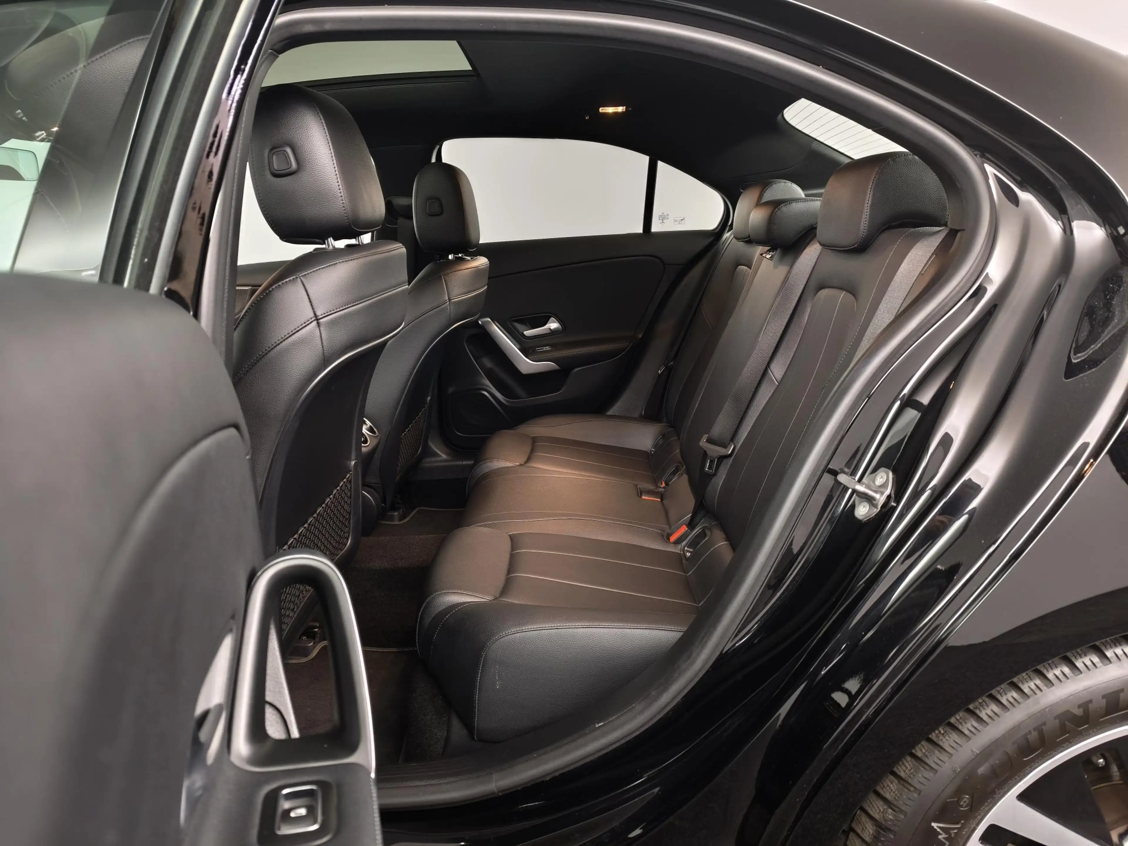 Mercedes-Benz A 180 Business Solution Luxury | Panoramadak | Leder | C — photo 8