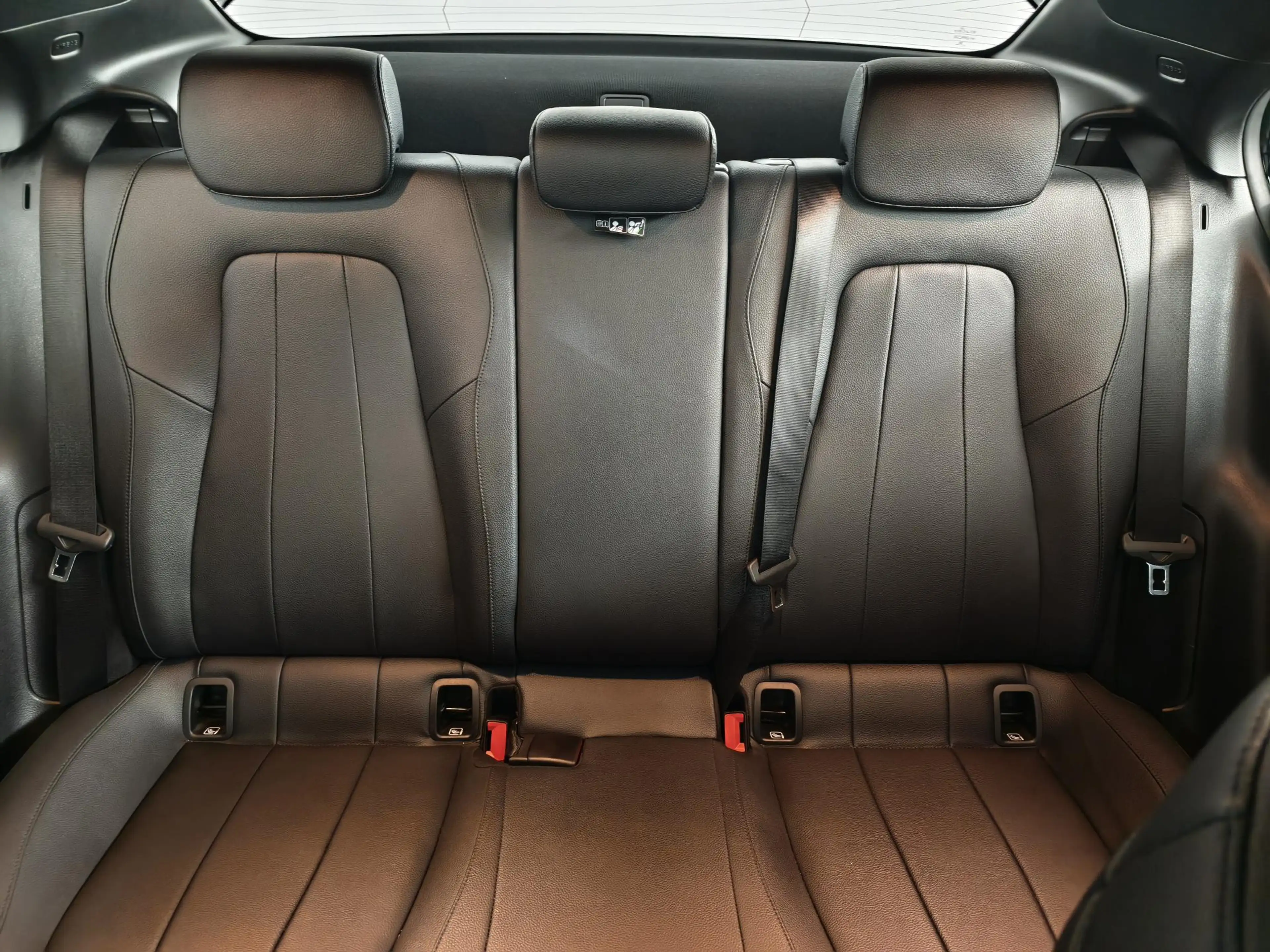 Mercedes-Benz A 180 Business Solution Luxury | Panoramadak | Leder | C — photo 31