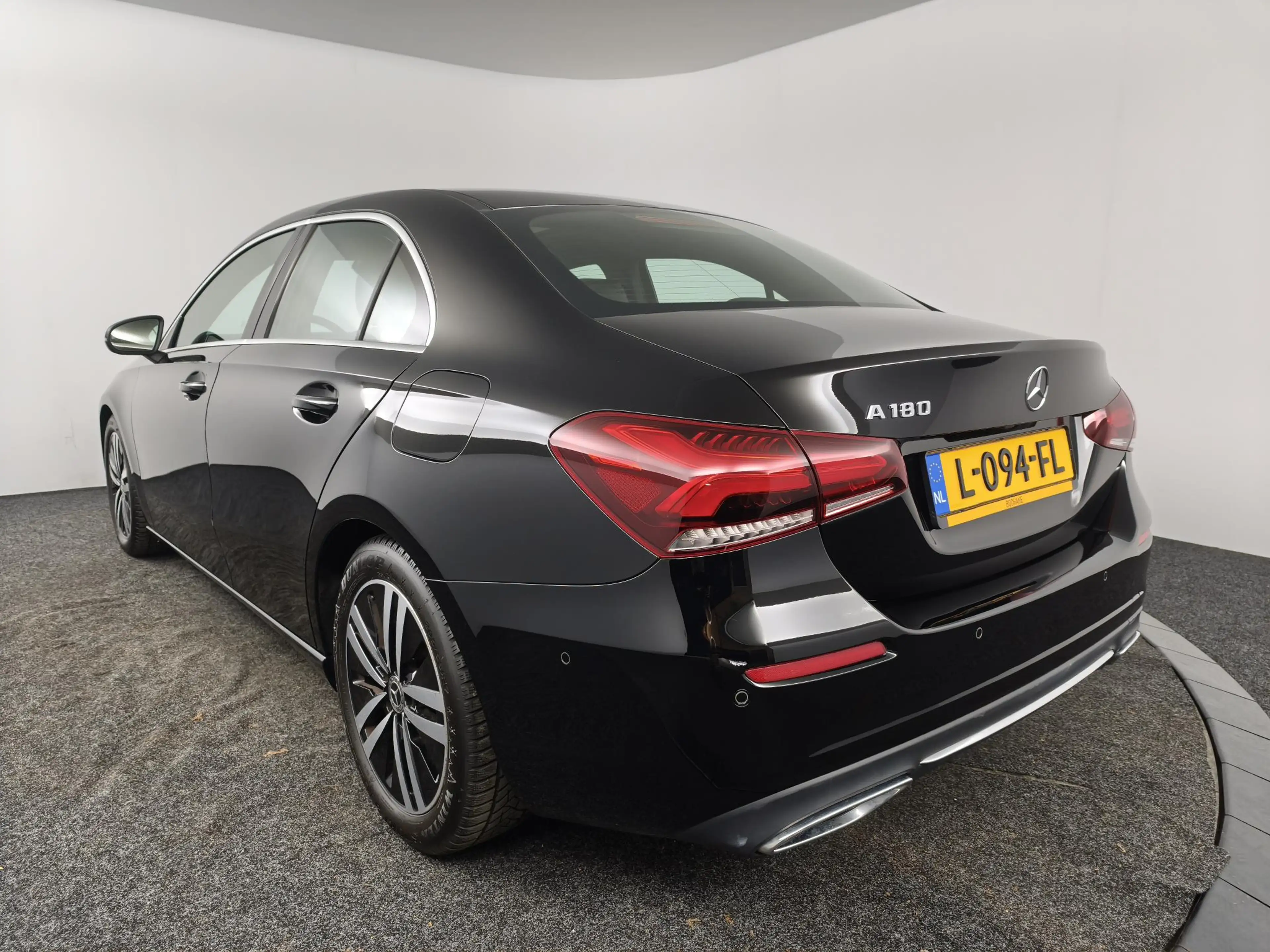 Mercedes-Benz A 180 Business Solution Luxury | Panoramadak | Leder | C — photo 6