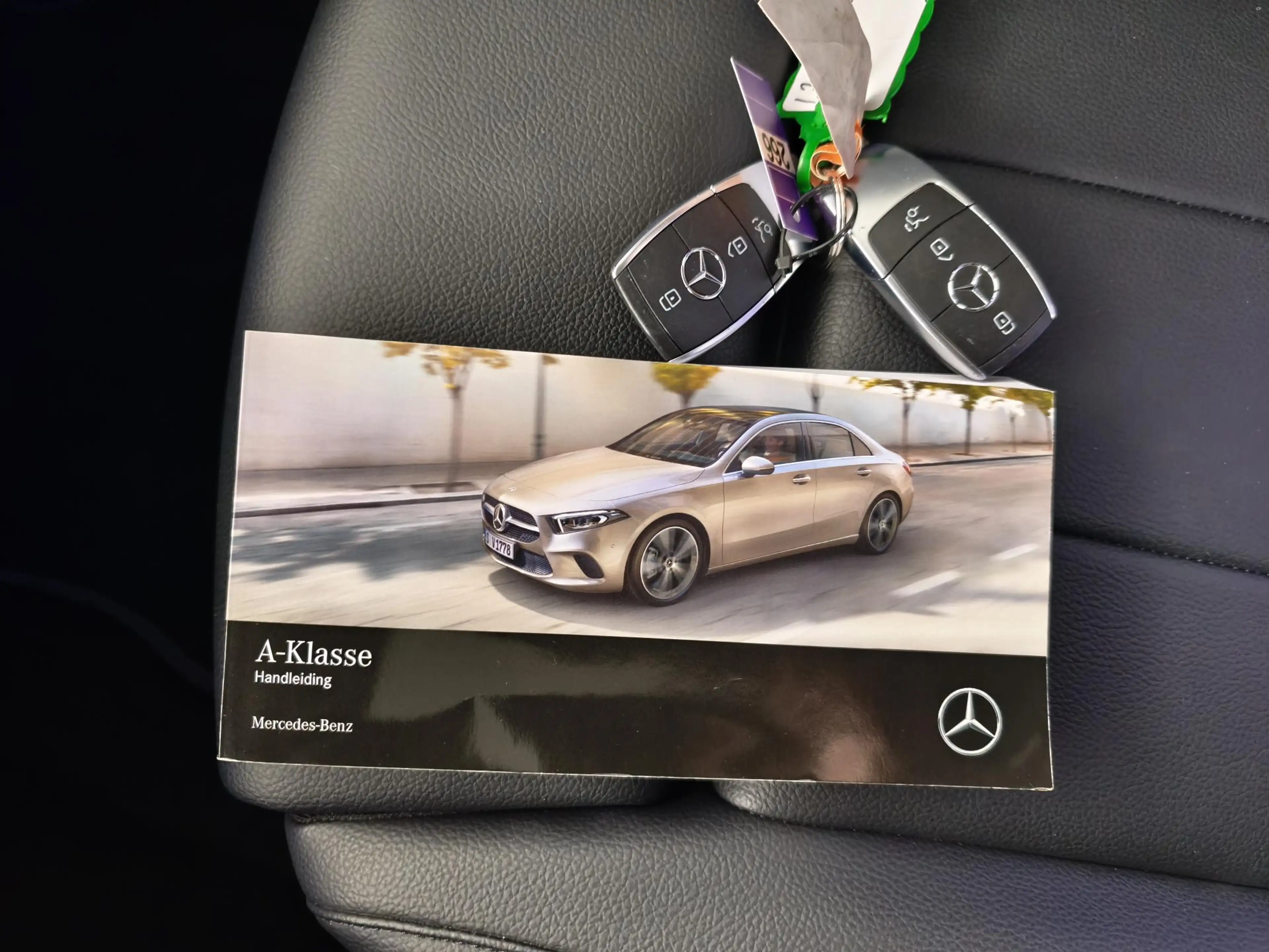 Mercedes-Benz A 180 Business Solution Luxury | Panoramadak | Leder | C — photo 14