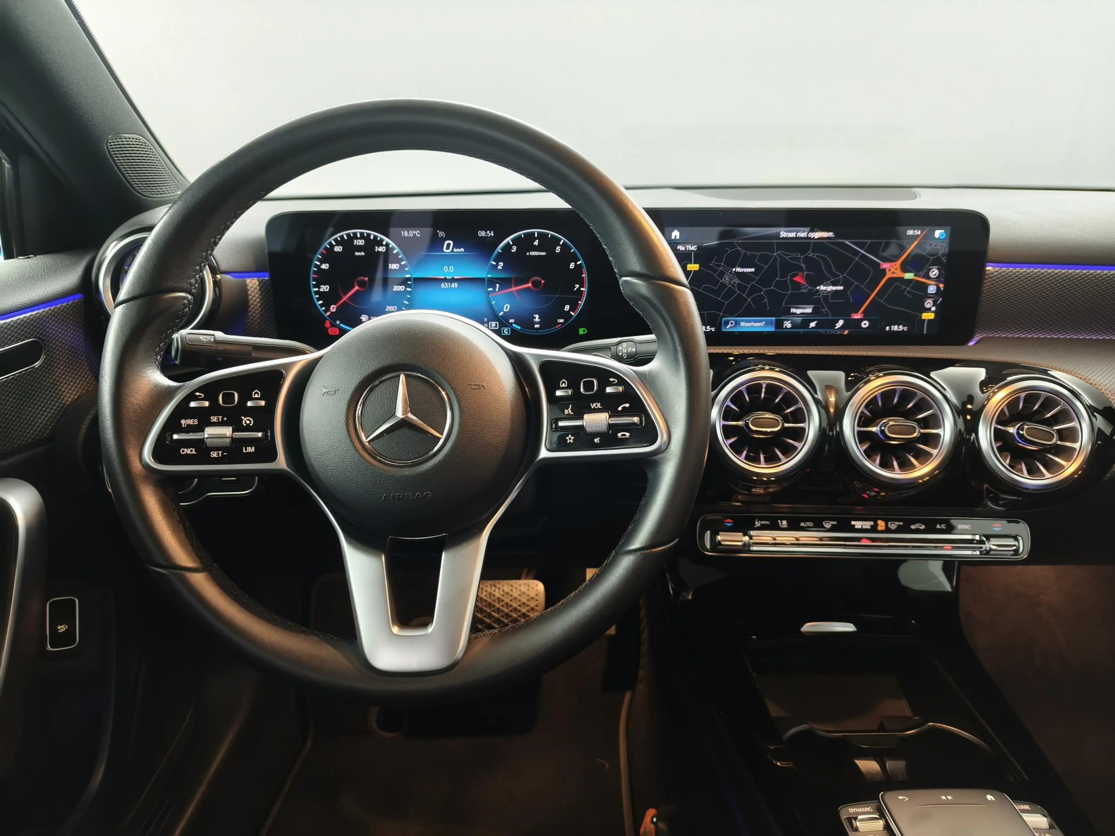 Mercedes-Benz A 180 Business Solution Luxury | Panoramadak | Leder | C — photo 10