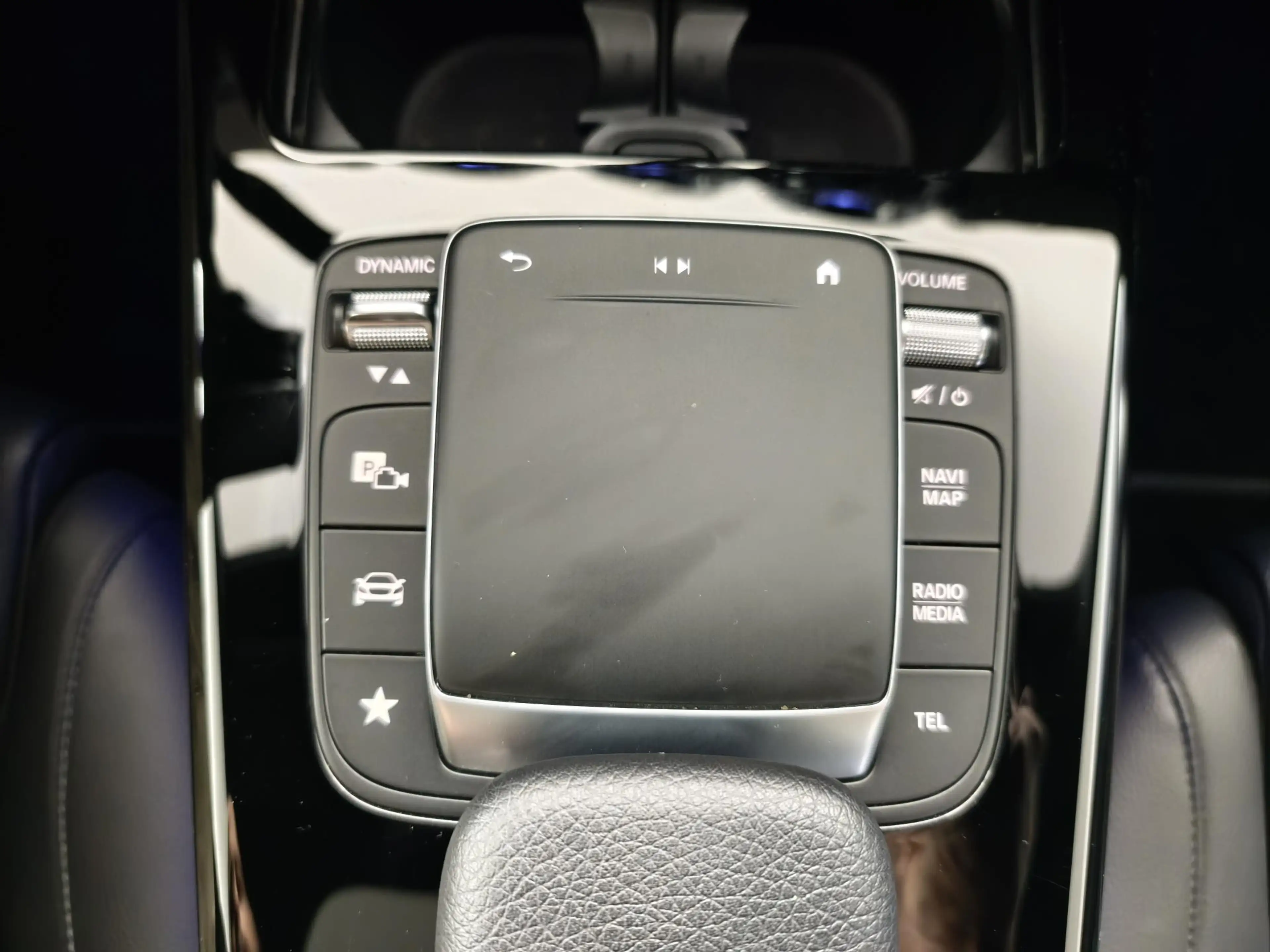 Mercedes-Benz A 180 Business Solution Luxury | Panoramadak | Leder | C — photo 33