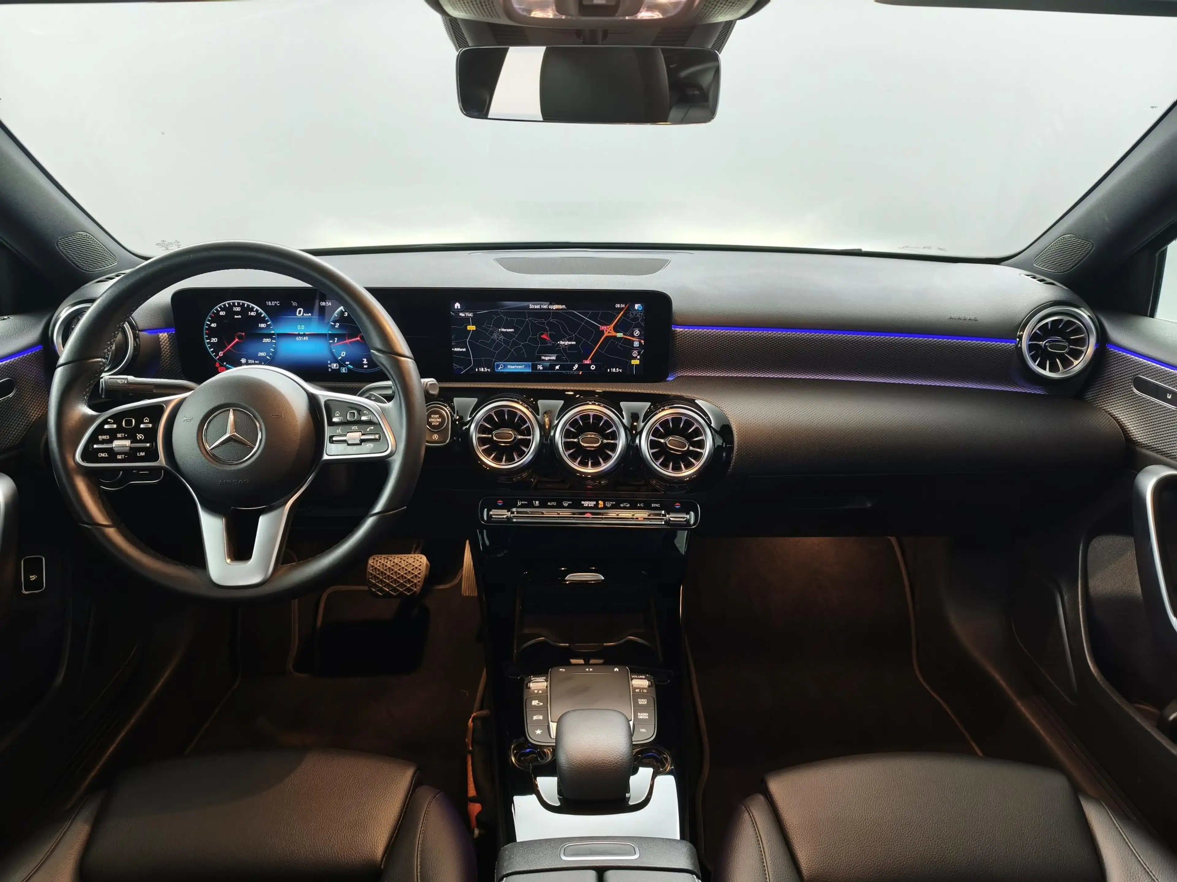 Mercedes-Benz A 180 Business Solution Luxury | Panoramadak | Leder | C — photo 3