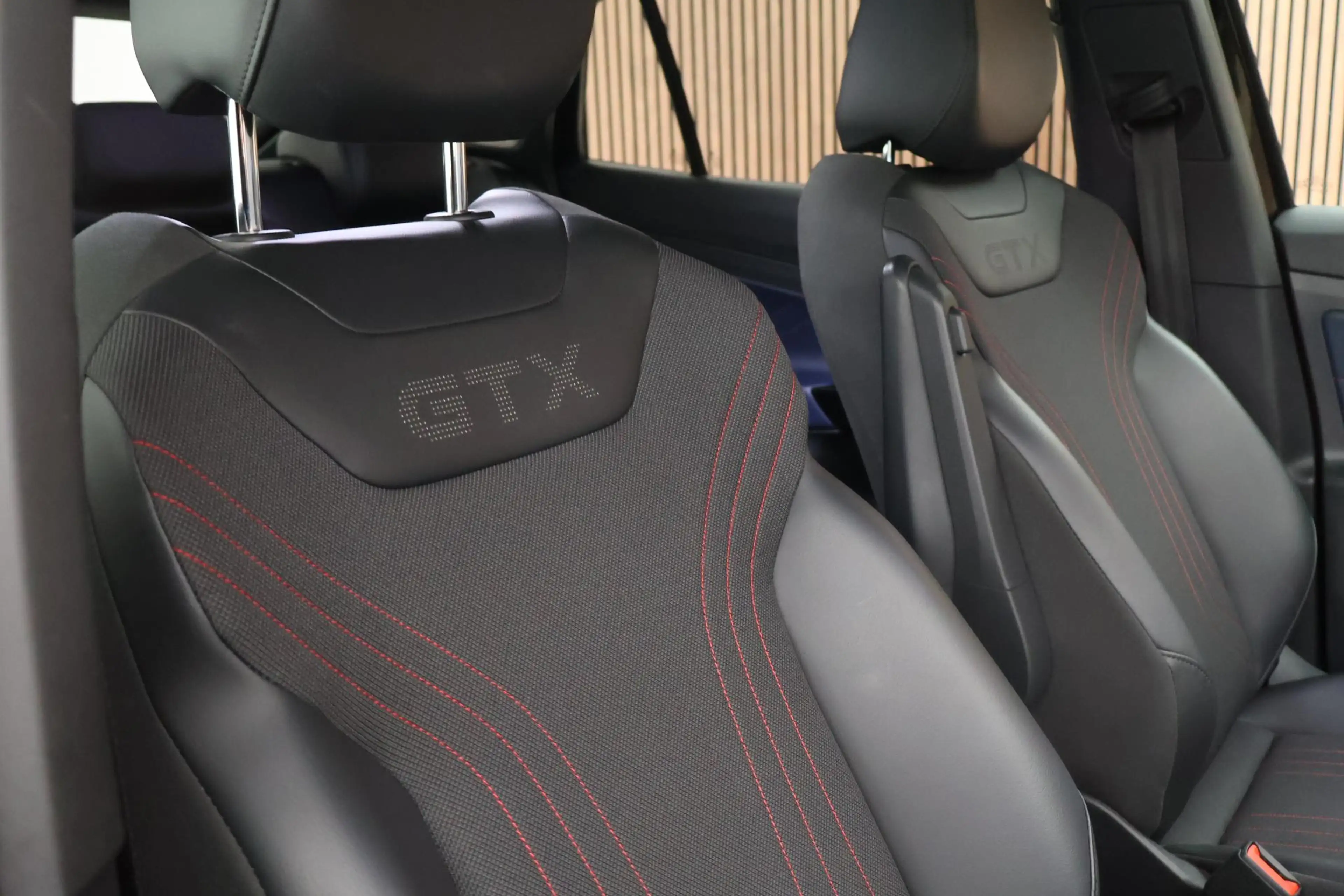 Volkswagen ID.5 GTX 300pk 77 kWh SOH 90% Trekhaak Camera Stoelverw — photo 46