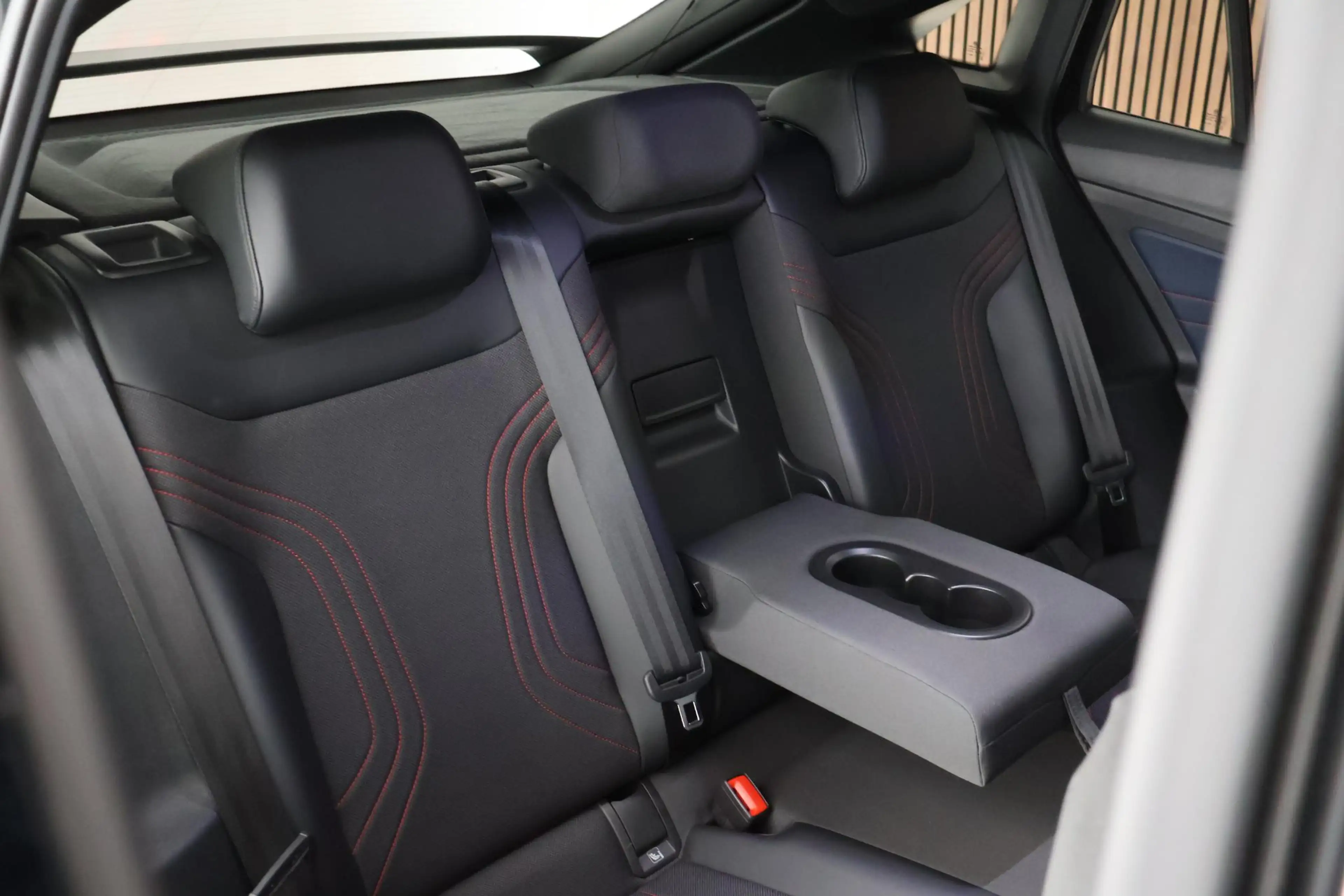 Volkswagen ID.5 GTX 300pk 77 kWh SOH 90% Trekhaak Camera Stoelverw — photo 45