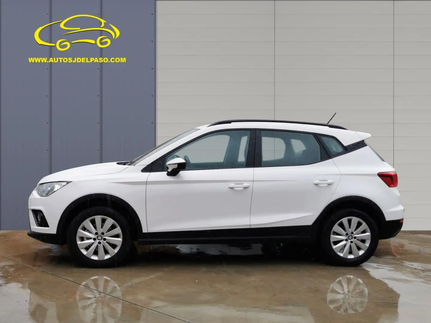 SEAT Arona 1.0 TSI Ecomotive S&S Style 110 Wit - 2