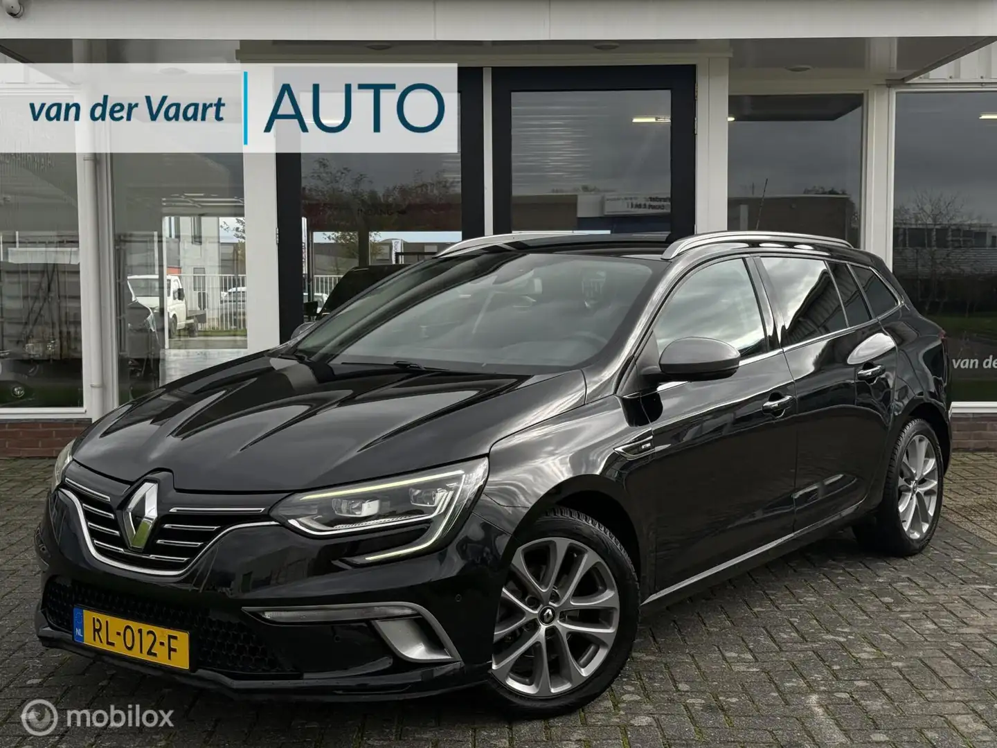 Renault Megane Estate 1.2 TCe GT-Line / Park assist / Led Camera Zwart - 1