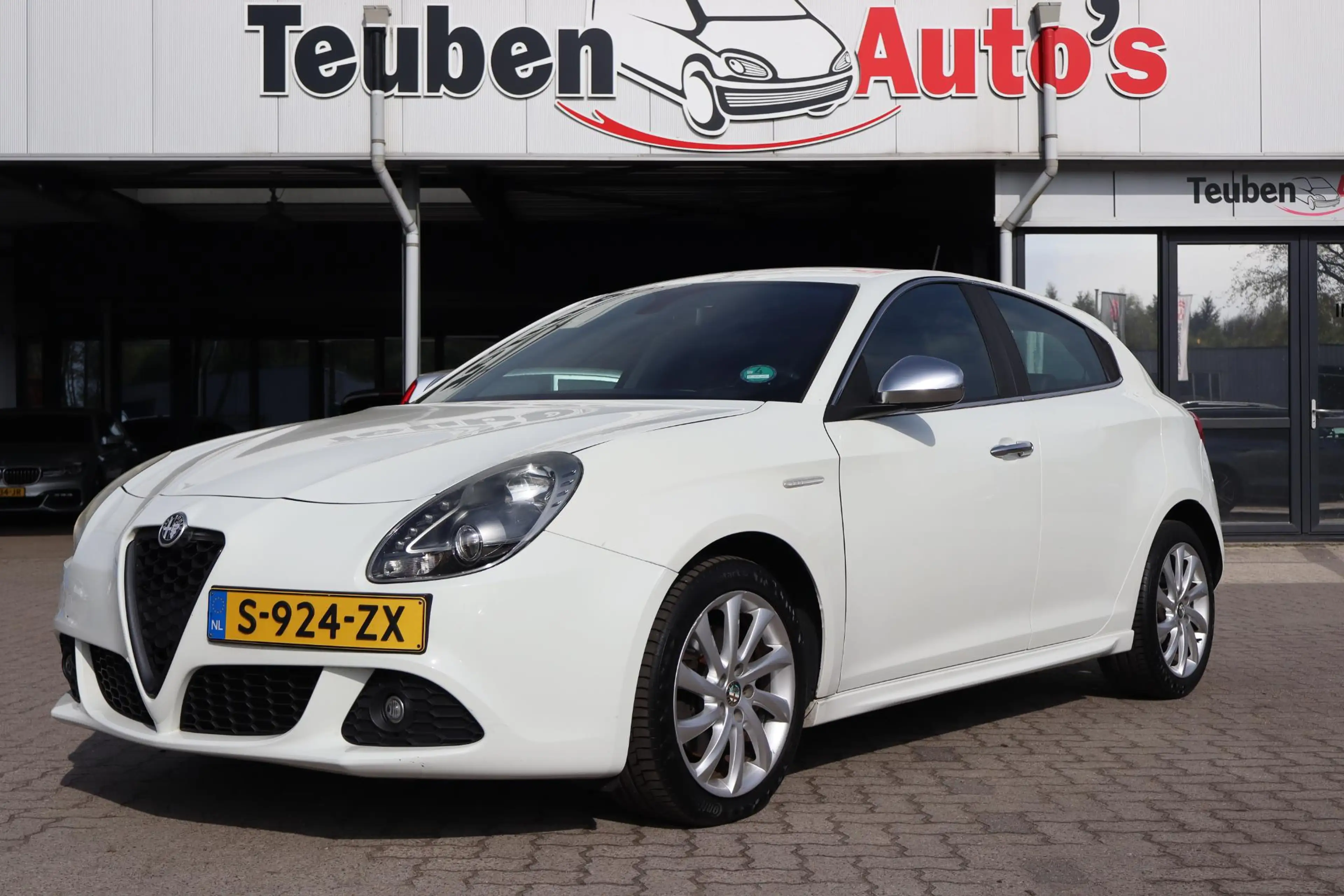 Alfa Romeo Giulietta 1.4 T Business | Automaat | Stoelverwarming | Spor