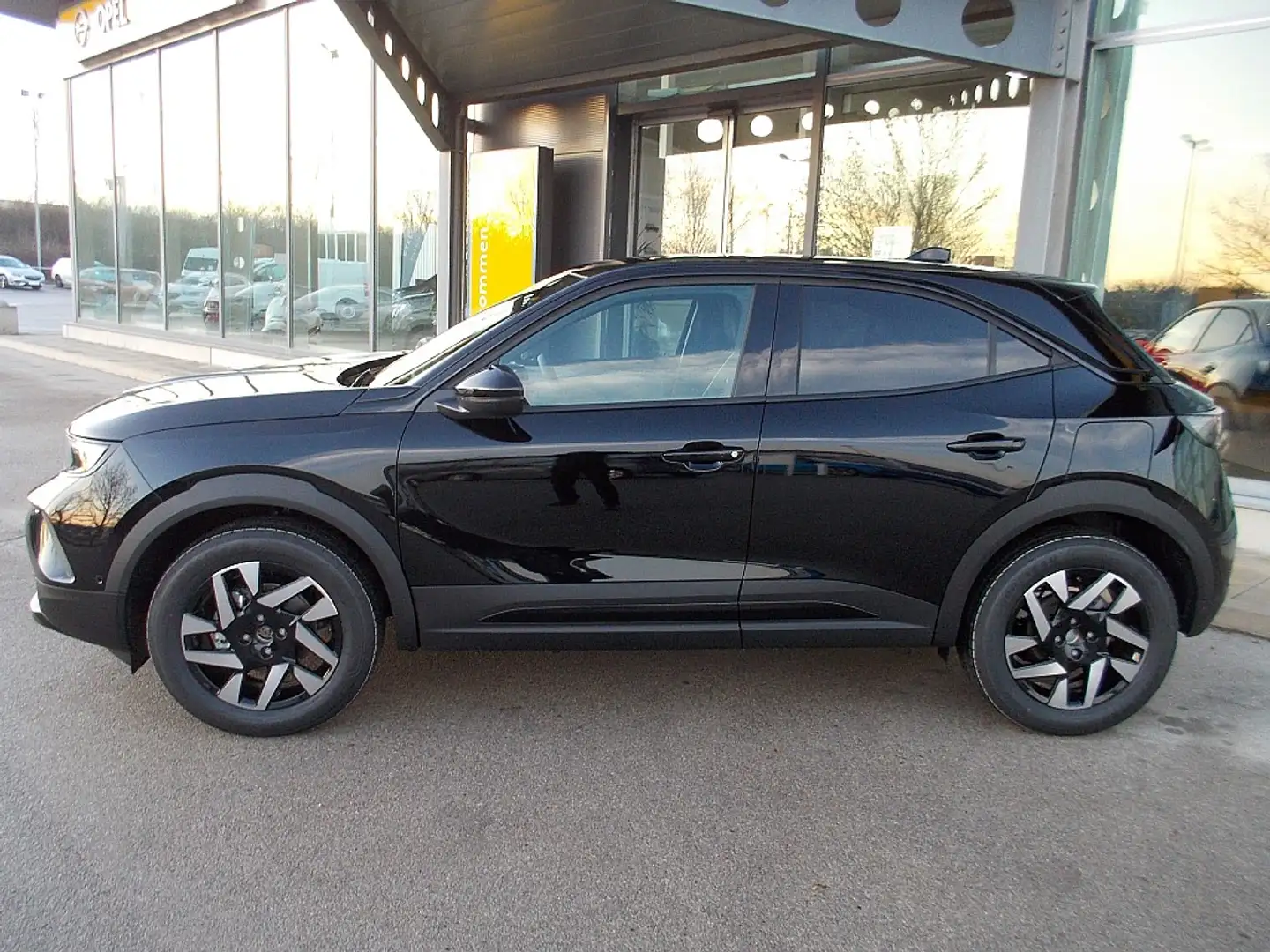 Opel Mokka 1,2 Direct Injection Turbo Edition Zwart - 2