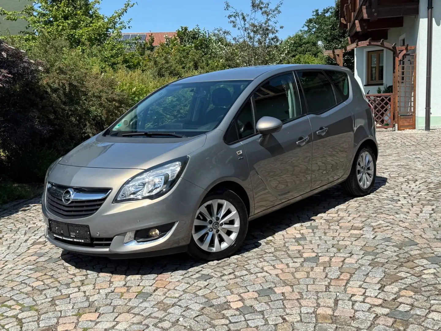 Opel Meriva DSG Drive / Sithzeizung / Tempomat / PDC Braun - 1