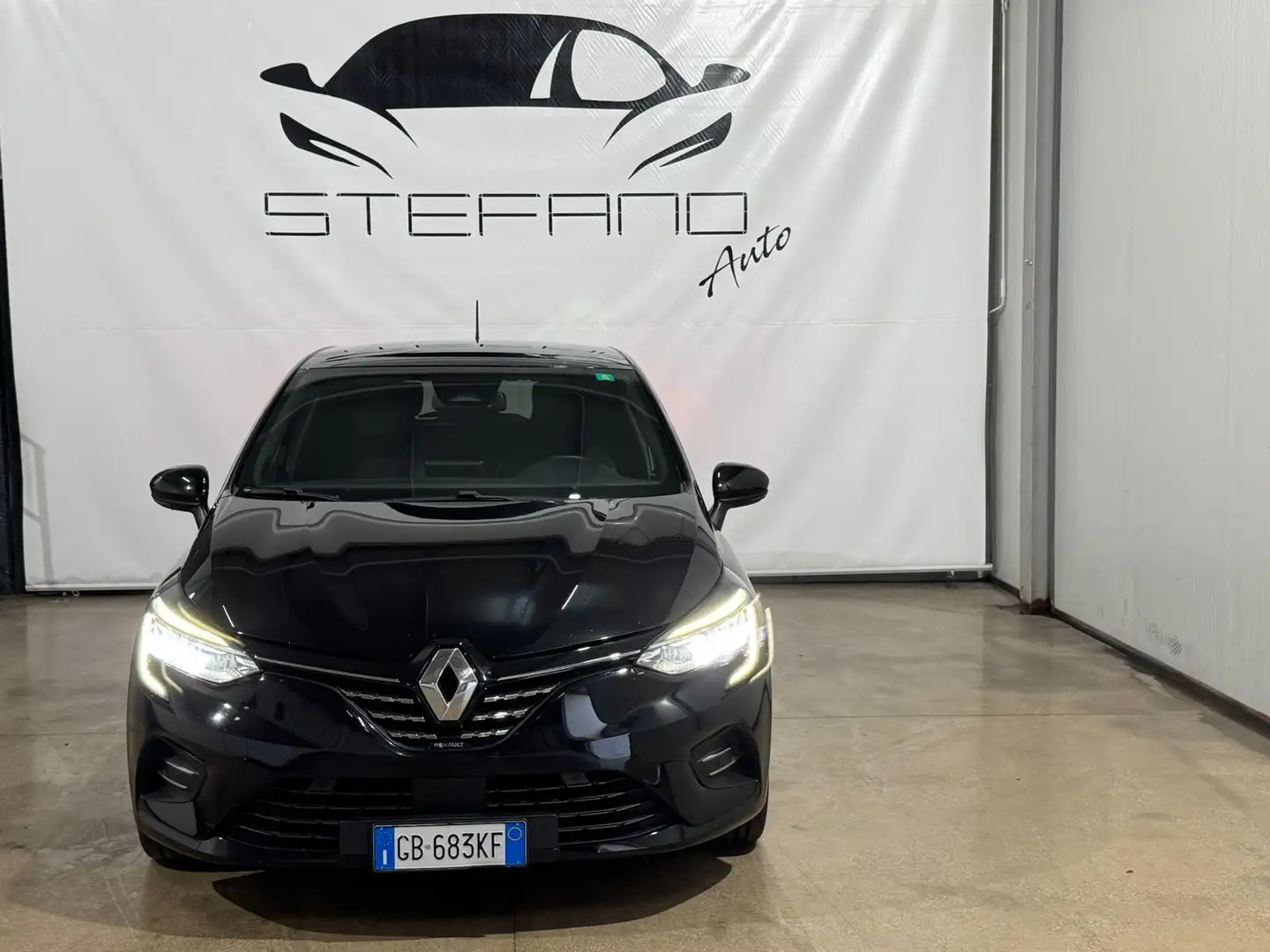 Renault Clio Clio V 2019 1.6 E-Tech hybrid Initiale  140cv auto Nero - 2
