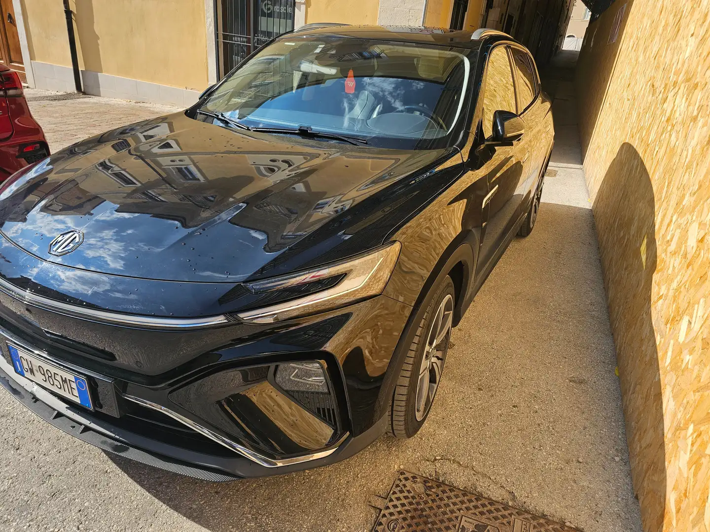MG Marvel R Marvel R Luxury Nero - 1