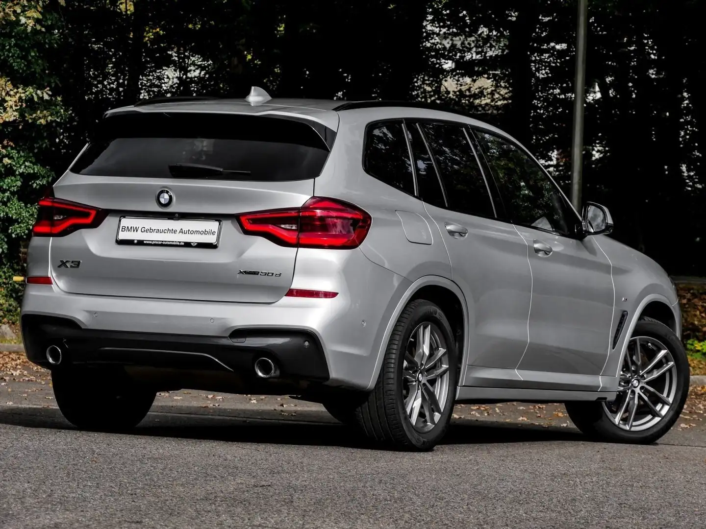 BMW X3 xDrive30d M SPORT+NAVI PROF+ACC+HUD+360°+ADAP LED+ Gris - 2