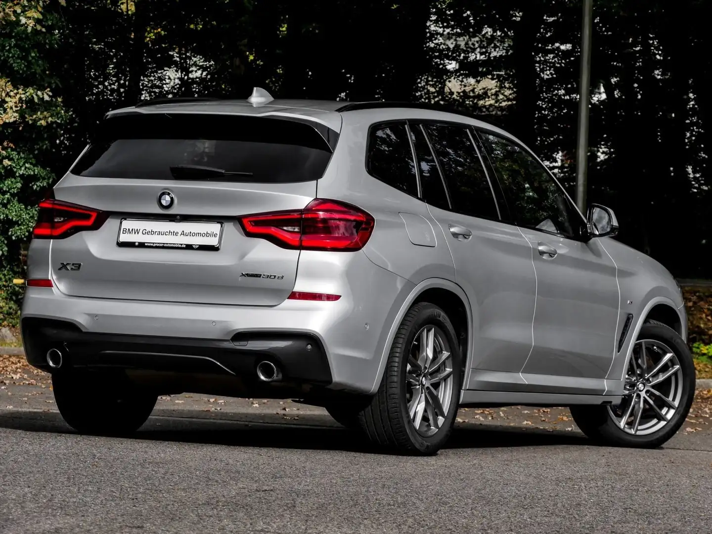 BMW X3 xDrive30d M SPORT+NAVI PROF+ACC+HUD+360°+ADAP LED+ Gris - 2