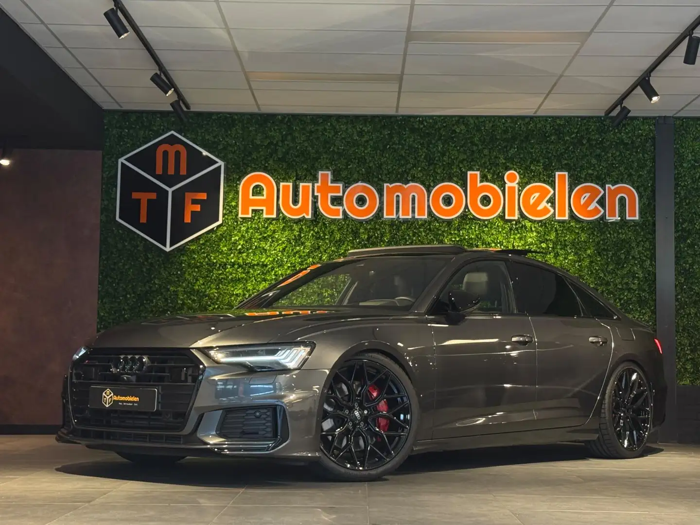 Audi A6 Limousine 55 TFSI e QUATTRO Competition 3x S-LINE Gris - 1