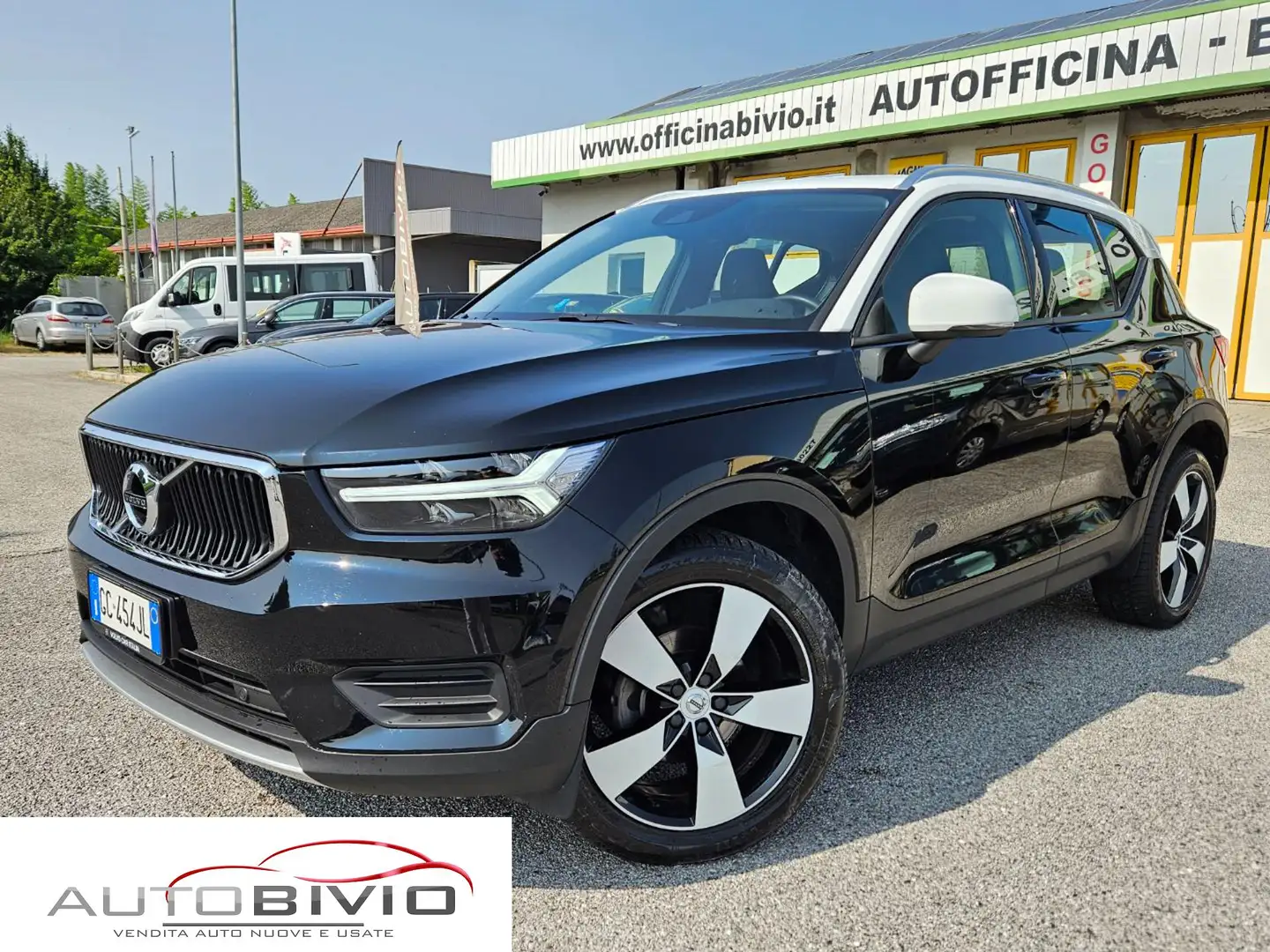 Volvo XC40 D3 Geartronic Momentum Noir - 2