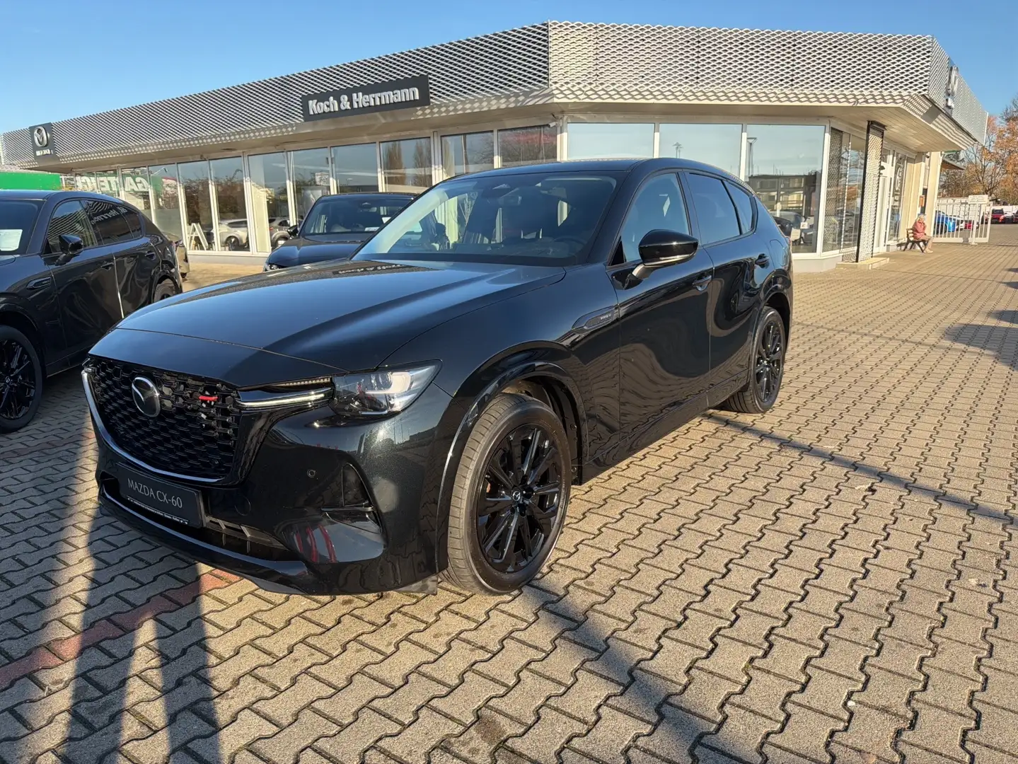 Mazda CX-60 2.5L e-Skyactiv PHEV Schwarz - 1