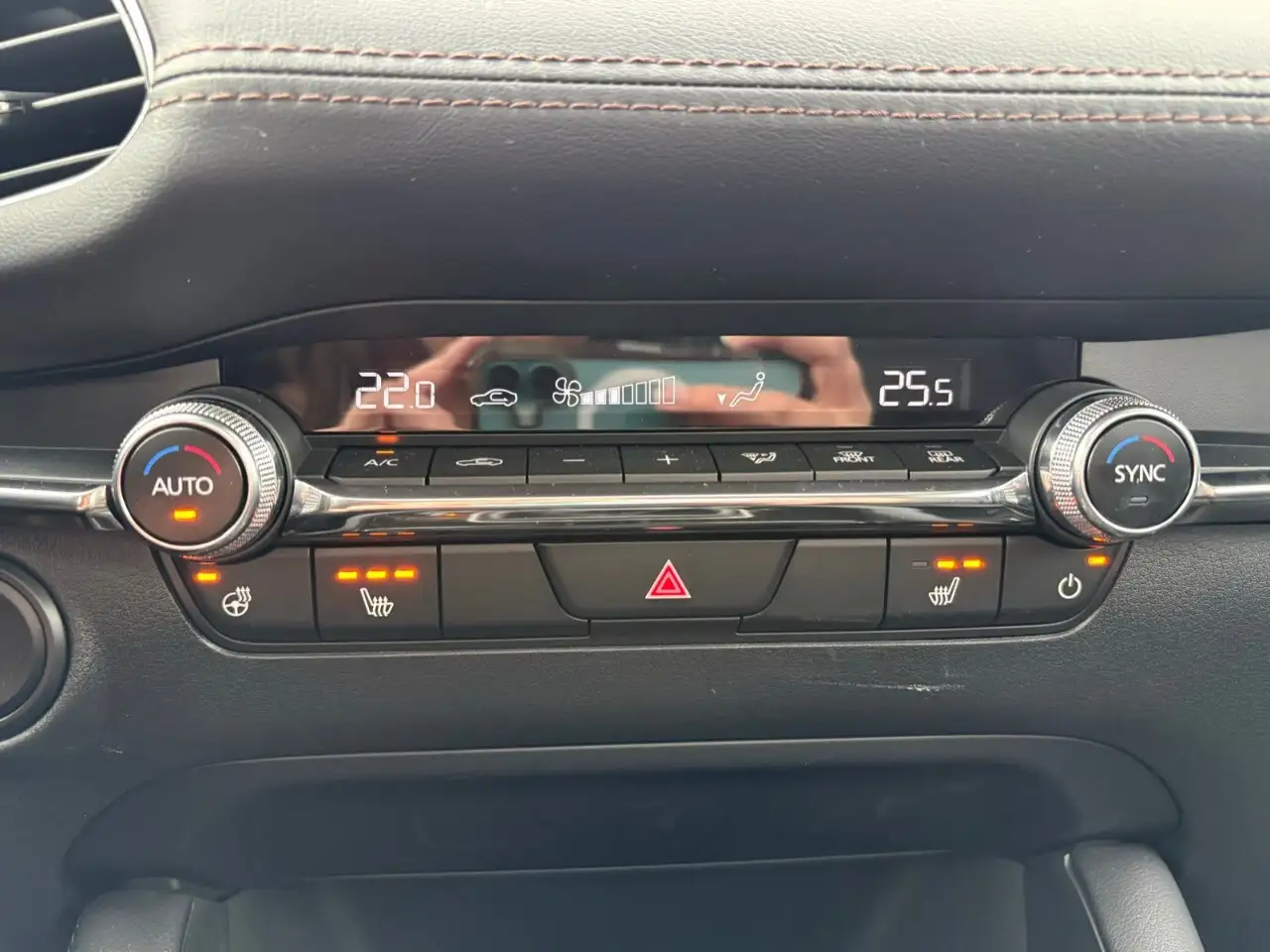 Mazda 3 снимка Mazda 3