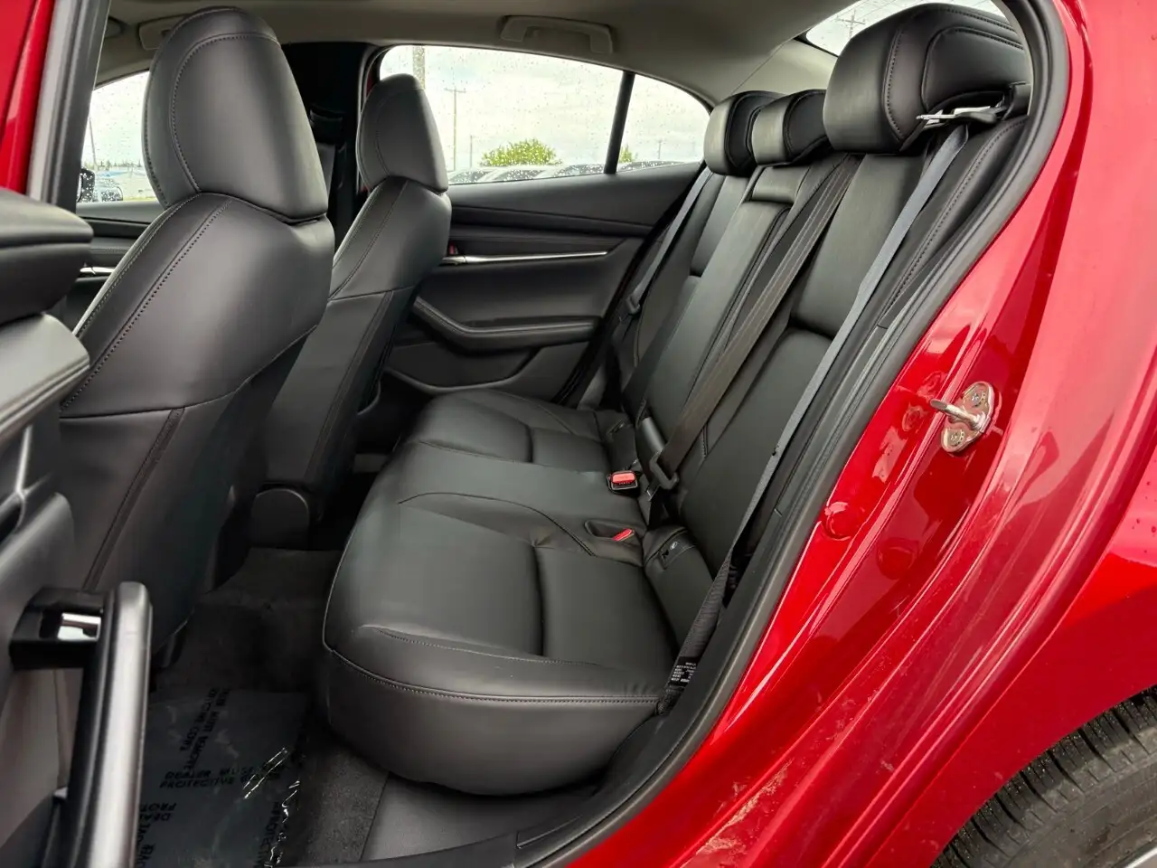 Mazda 3 снимка Mazda 3