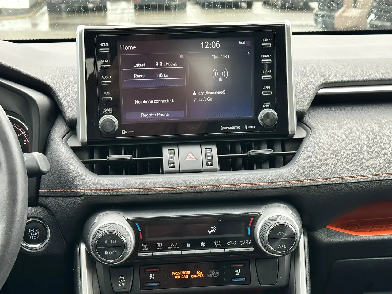 Toyota RAV 4 снимка Toyota RAV 4