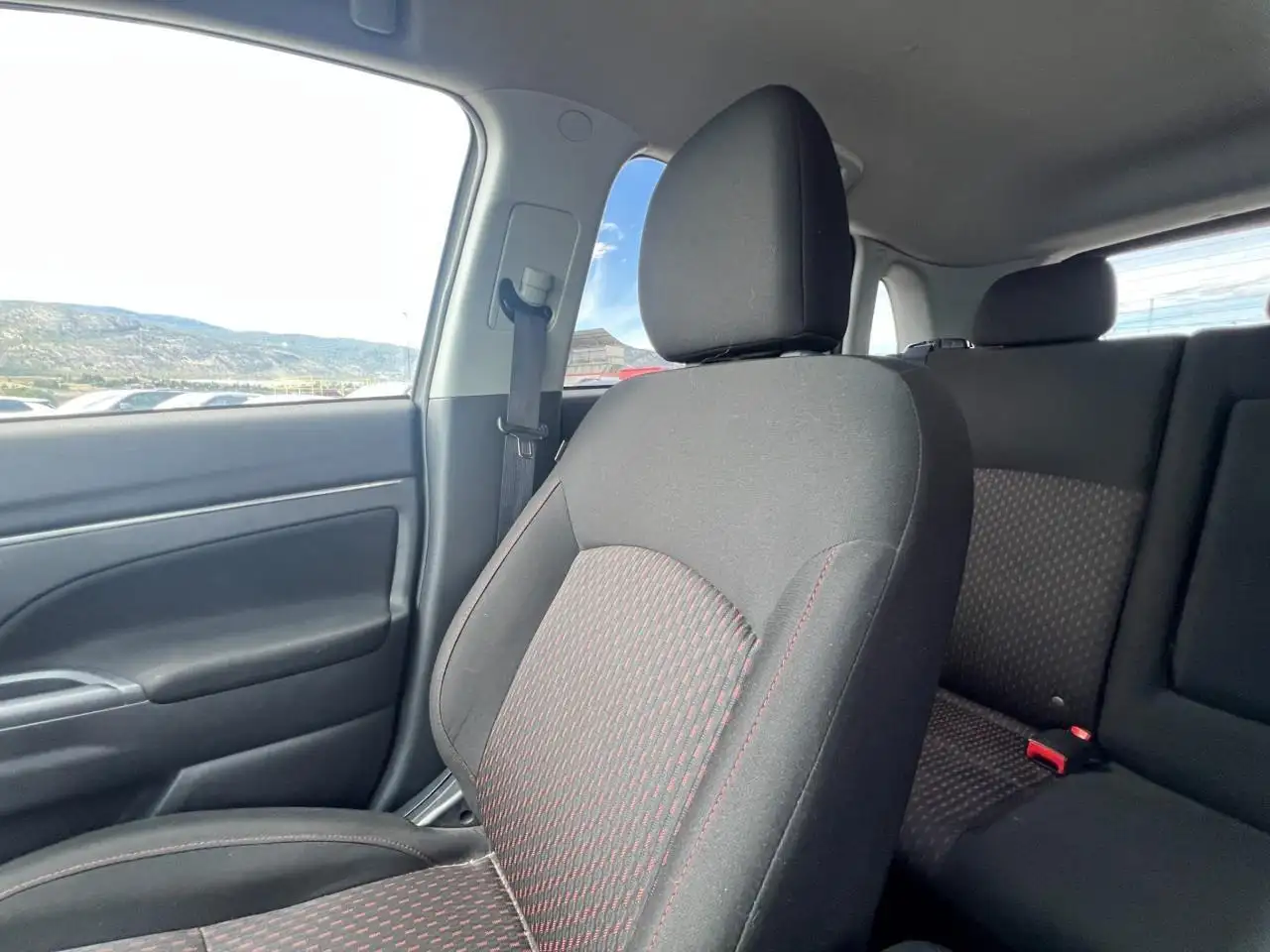 Mitsubishi RVR photo Mitsubishi RVR