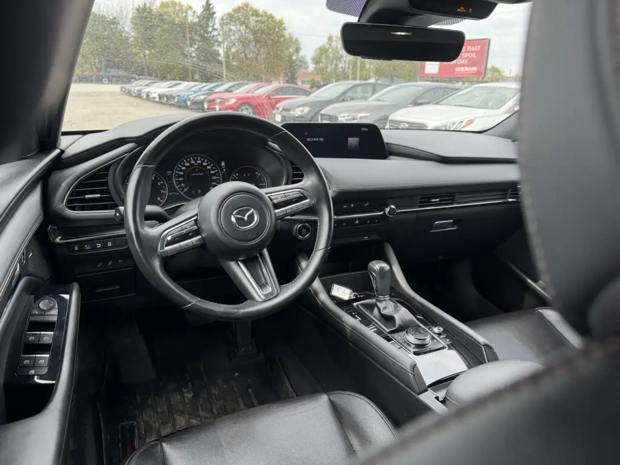 Mazda 3 снимка Mazda 3