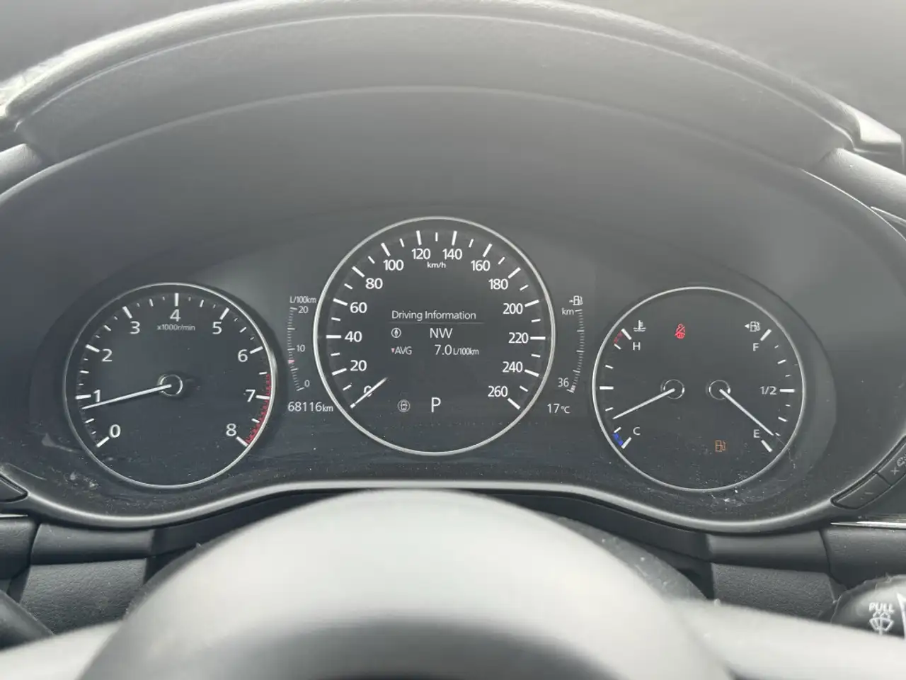 Mazda 3 снимка Mazda 3