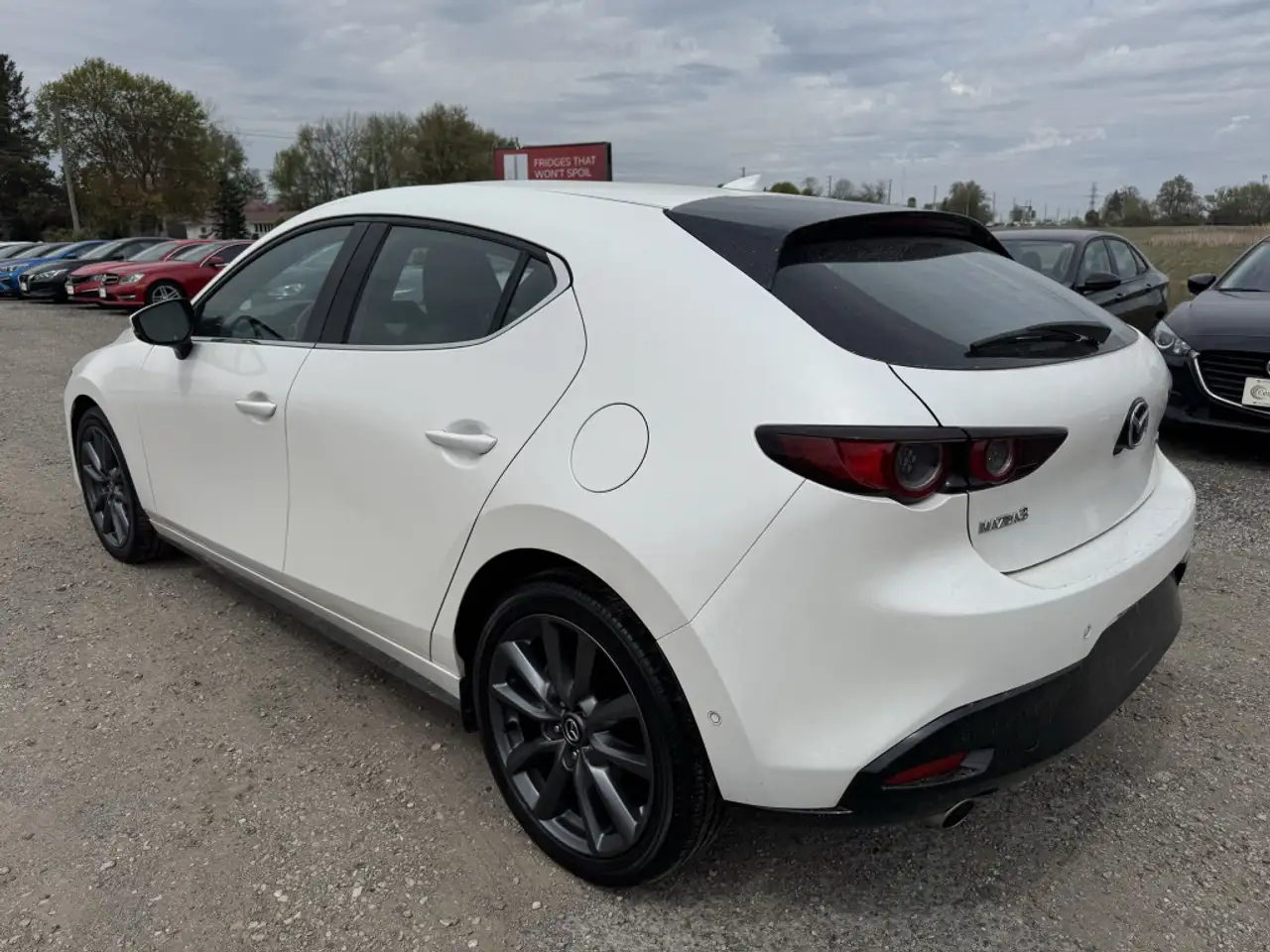 Mazda 3 снимка Mazda 3