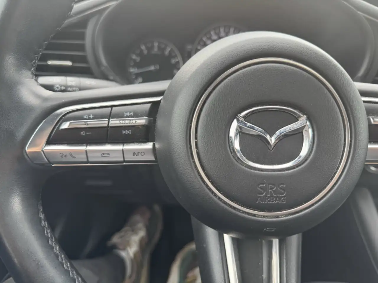 Mazda 3 снимка Mazda 3