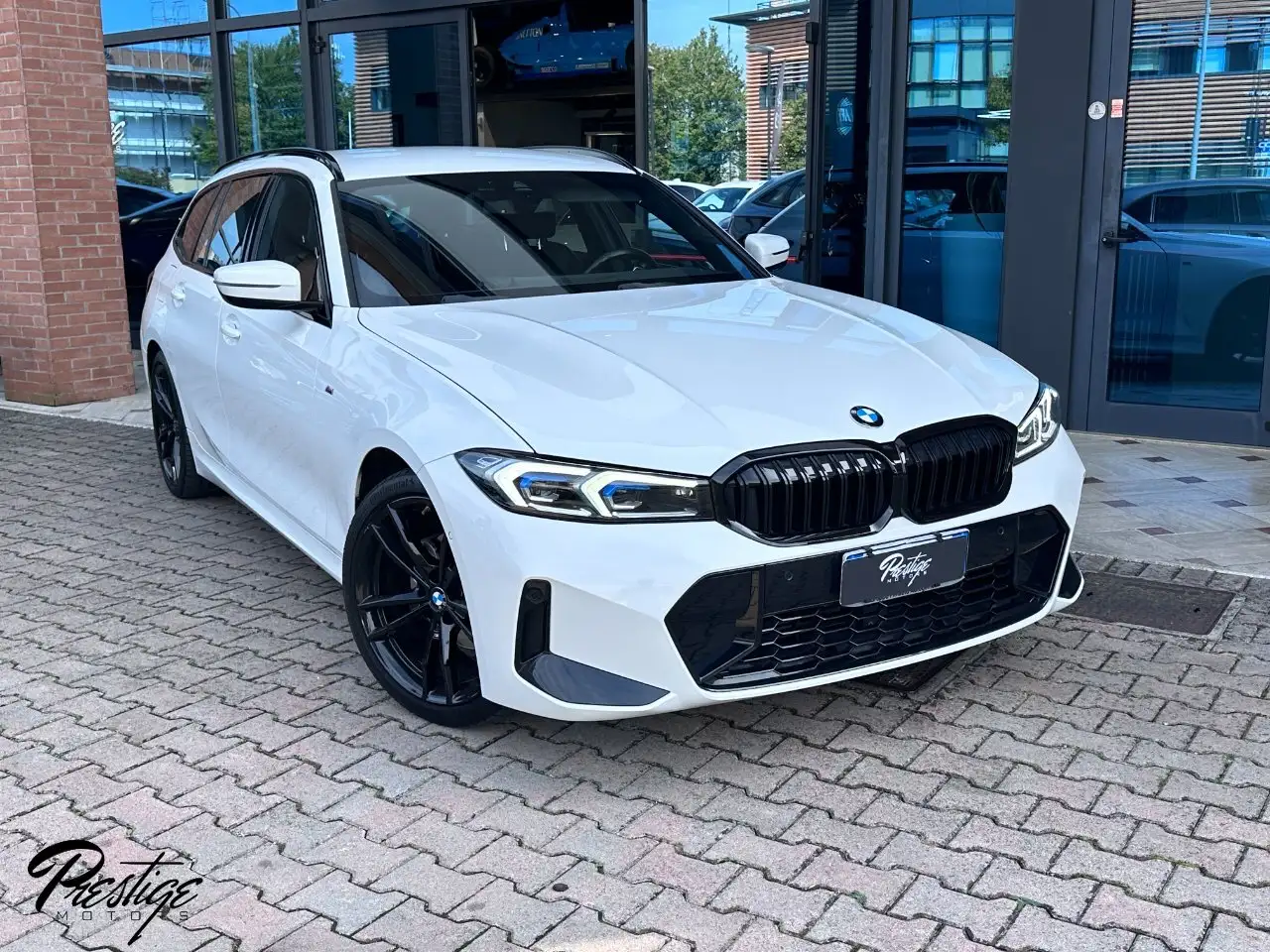 BMW 320