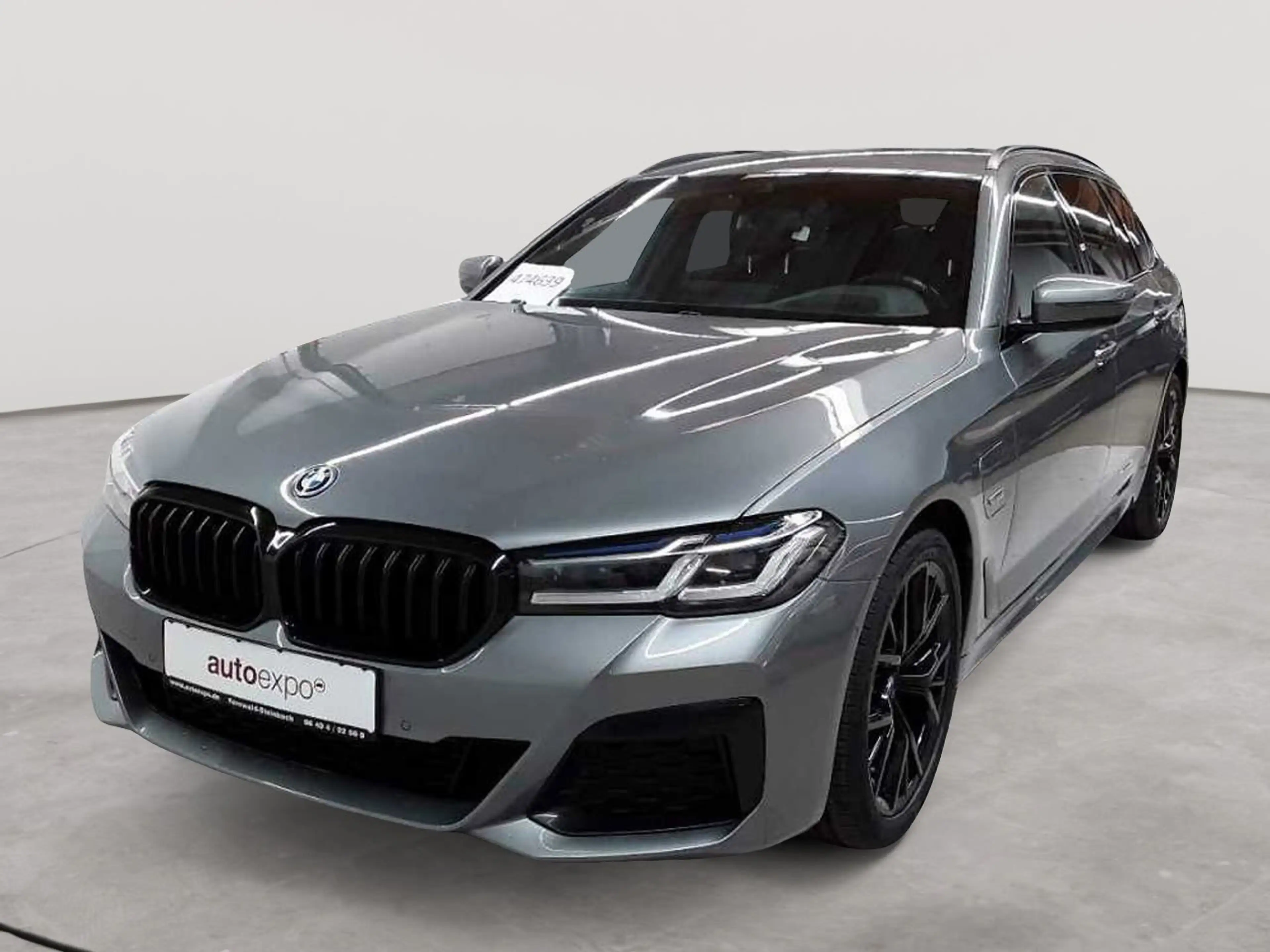 BMW 530 530e Touring Aut. M Sport Navi Leder H&K — photo 2