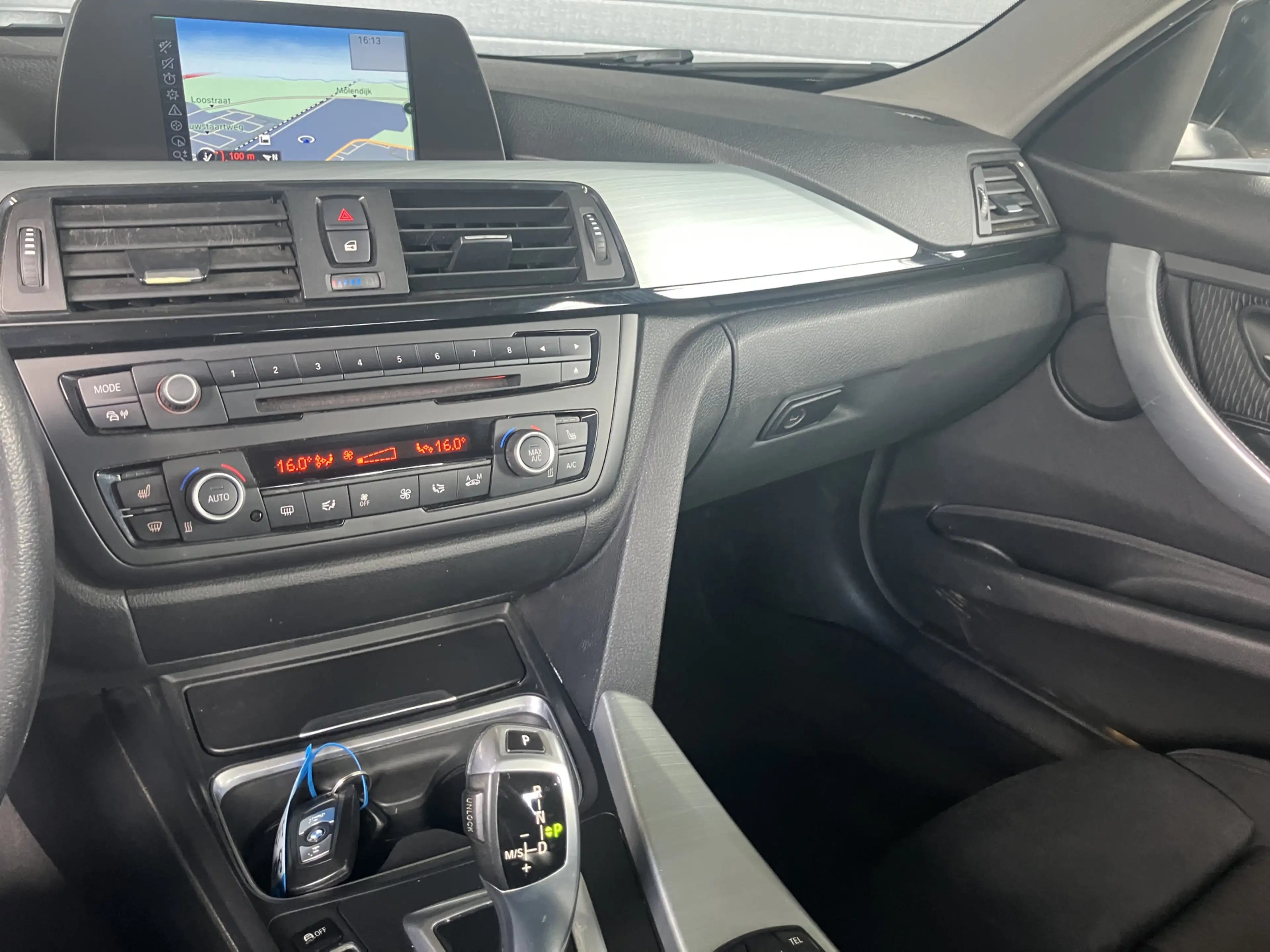 BMW 316 3-serie 316d High Executive — photo 11