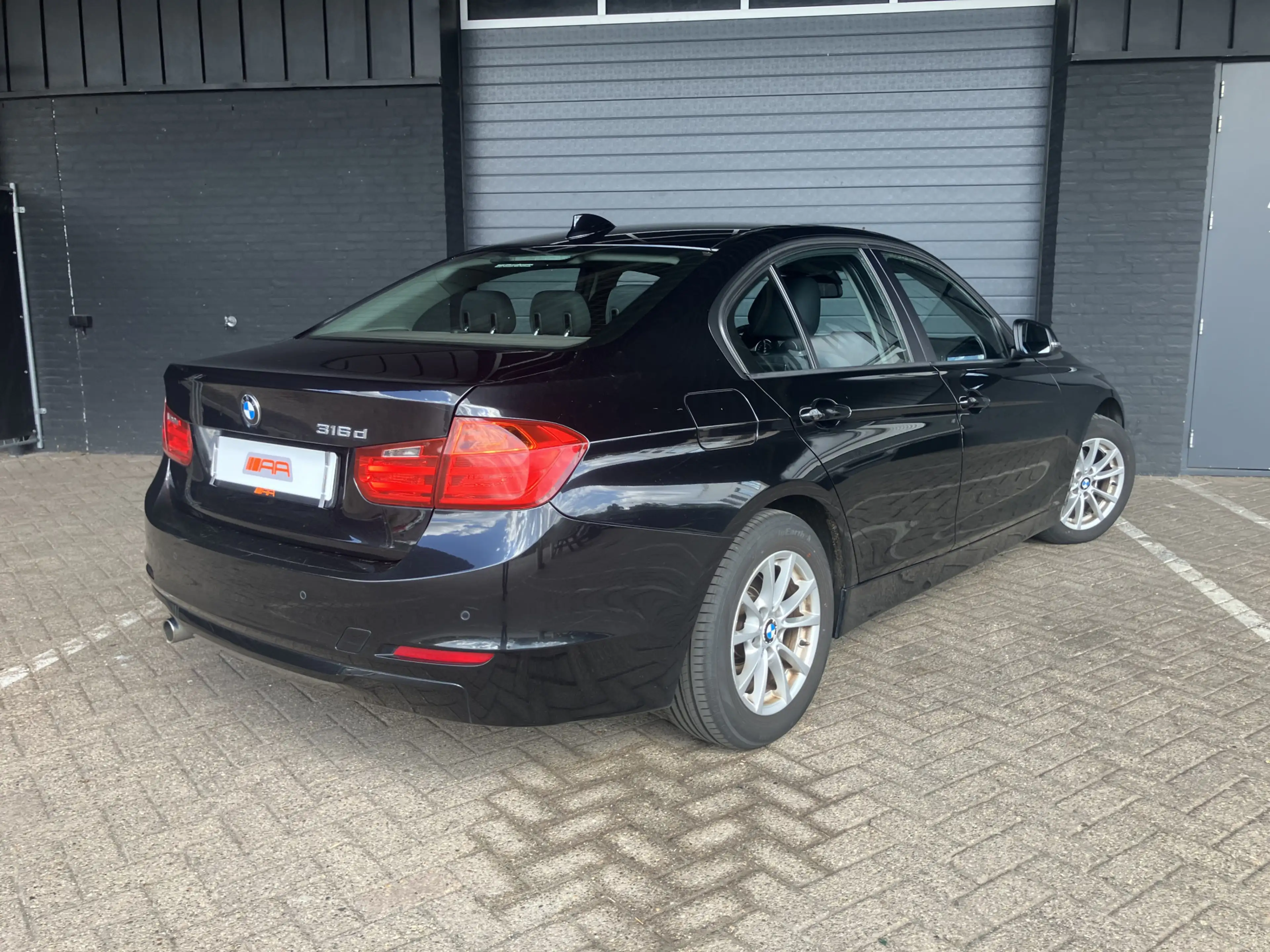 BMW 316 3-serie 316d High Executive — photo 3