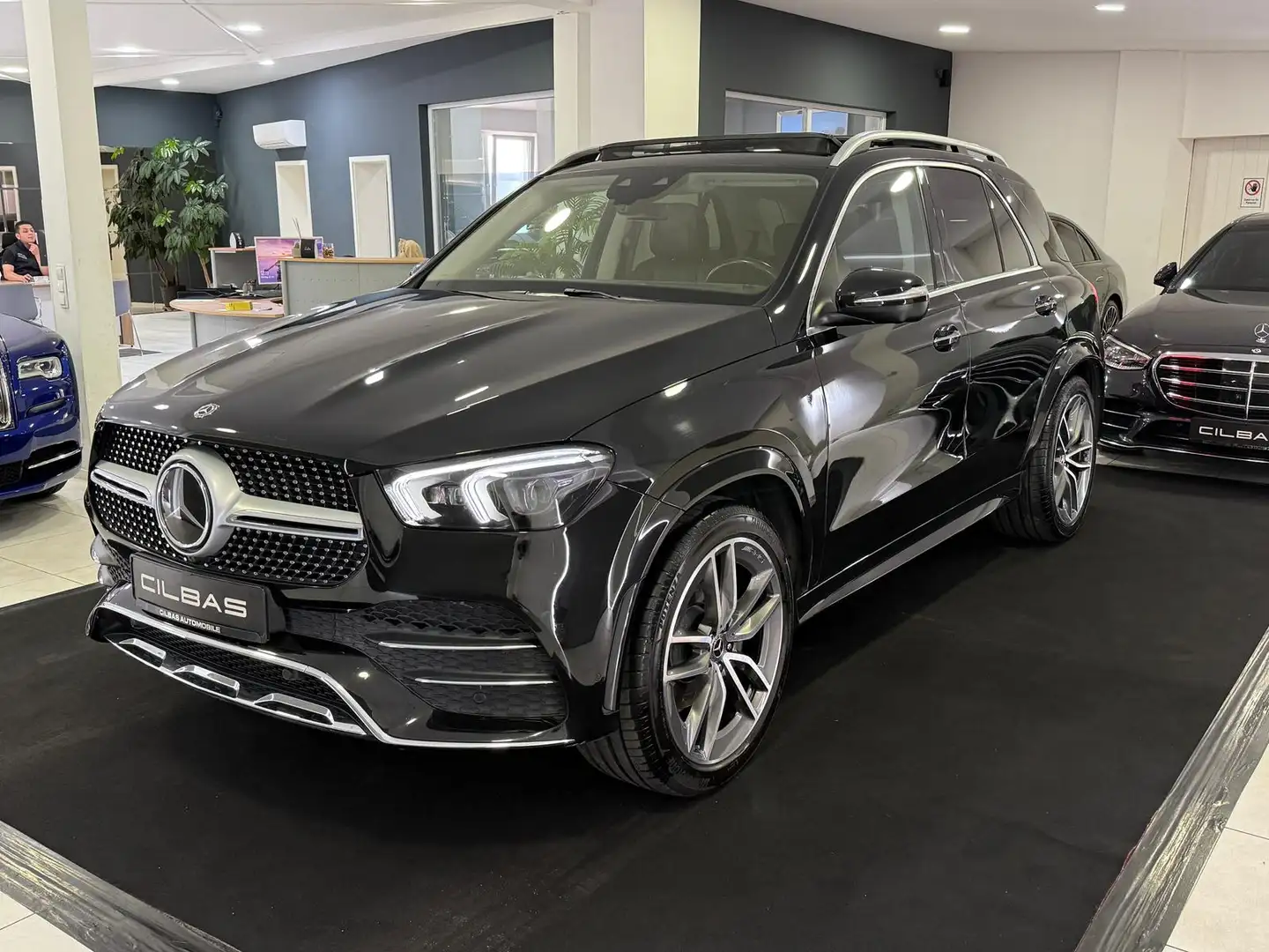 Mercedes-Benz GLE 400 d 4M AMG*PANO*HUD*AIRMATIK*AHK*22 ZOLL* Noir - 2