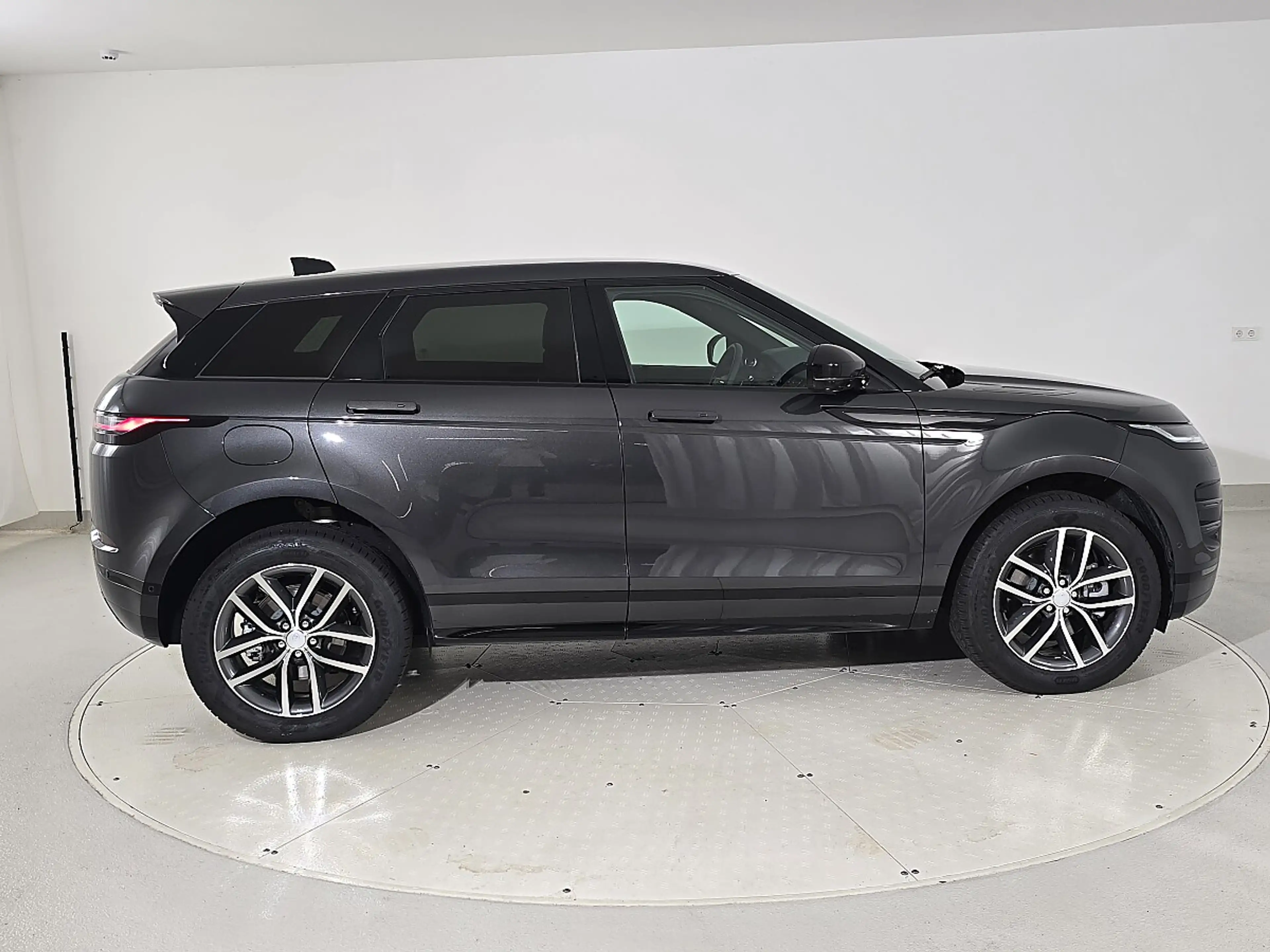 Land Rover Range Rover Evoque P270e PHEV Dynamic SE AWD Aut. | Auto Stahl Wie... — photo 7