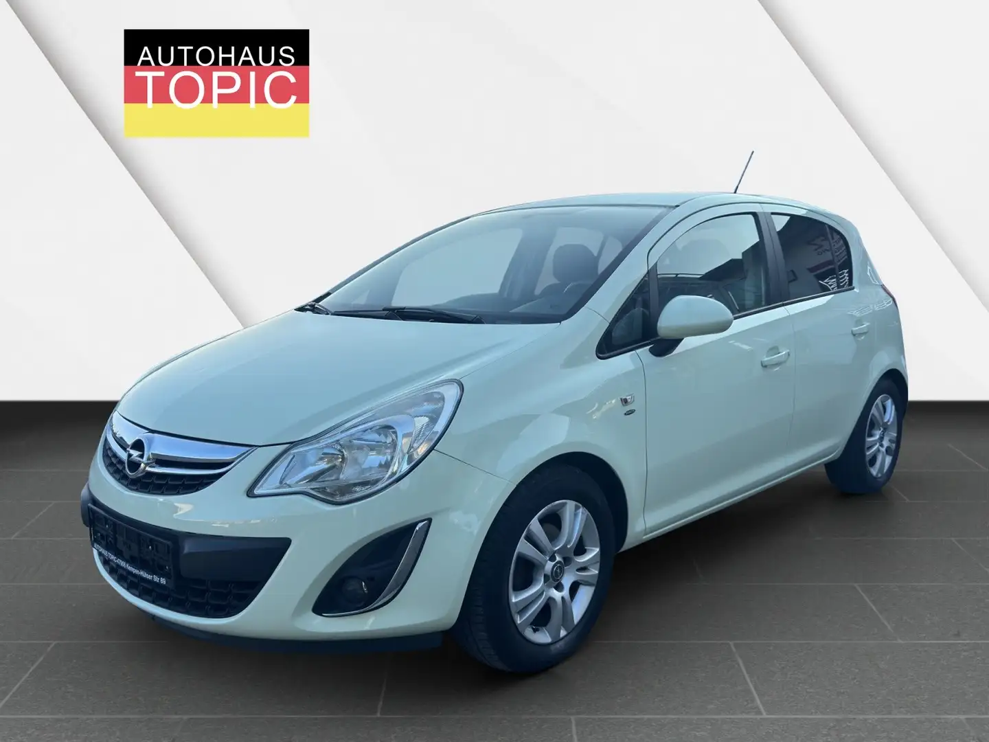 Opel Corsa Satellite Beige - 1