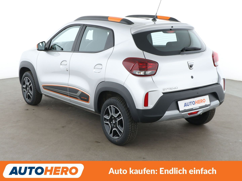 Dacia Spring electric drive 33 kW Comfort Plus Aut.*NAVI*CAM* — photo 4
