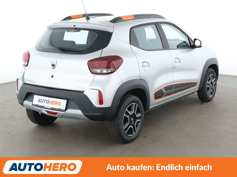 Dacia Spring electric drive 33 kW Comfort Plus Aut.*NAVI*CAM* — photo 6