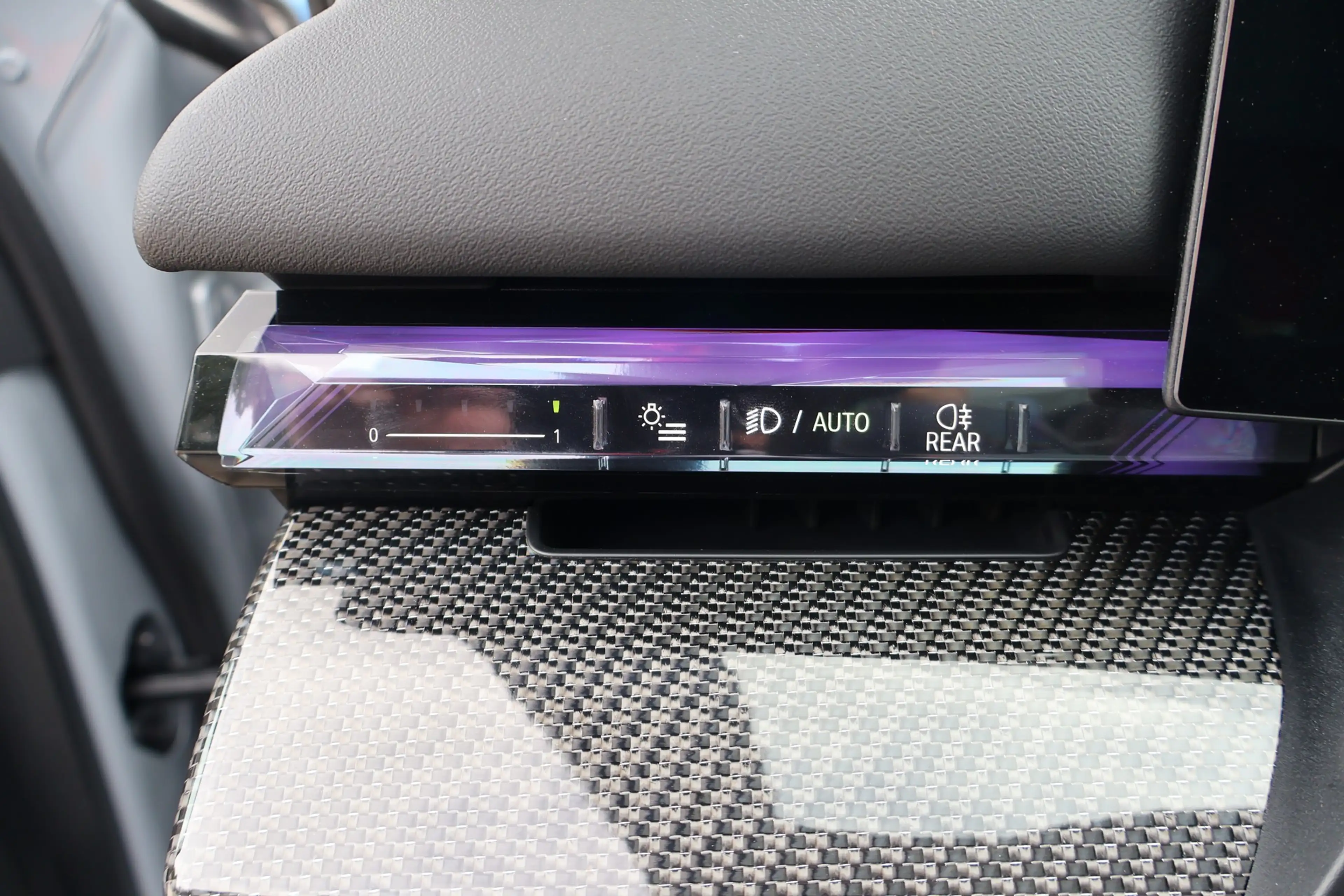 BMW 540 540d M-Sport Touring xDrive Aut. LED ACC Pano — photo 14