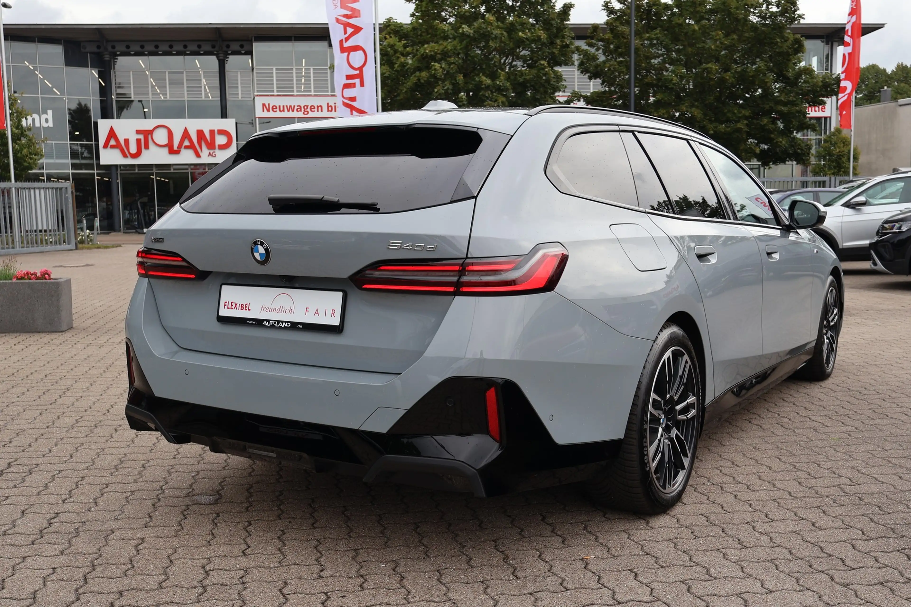 BMW 540 540d M-Sport Touring xDrive Aut. LED ACC Pano — photo 6