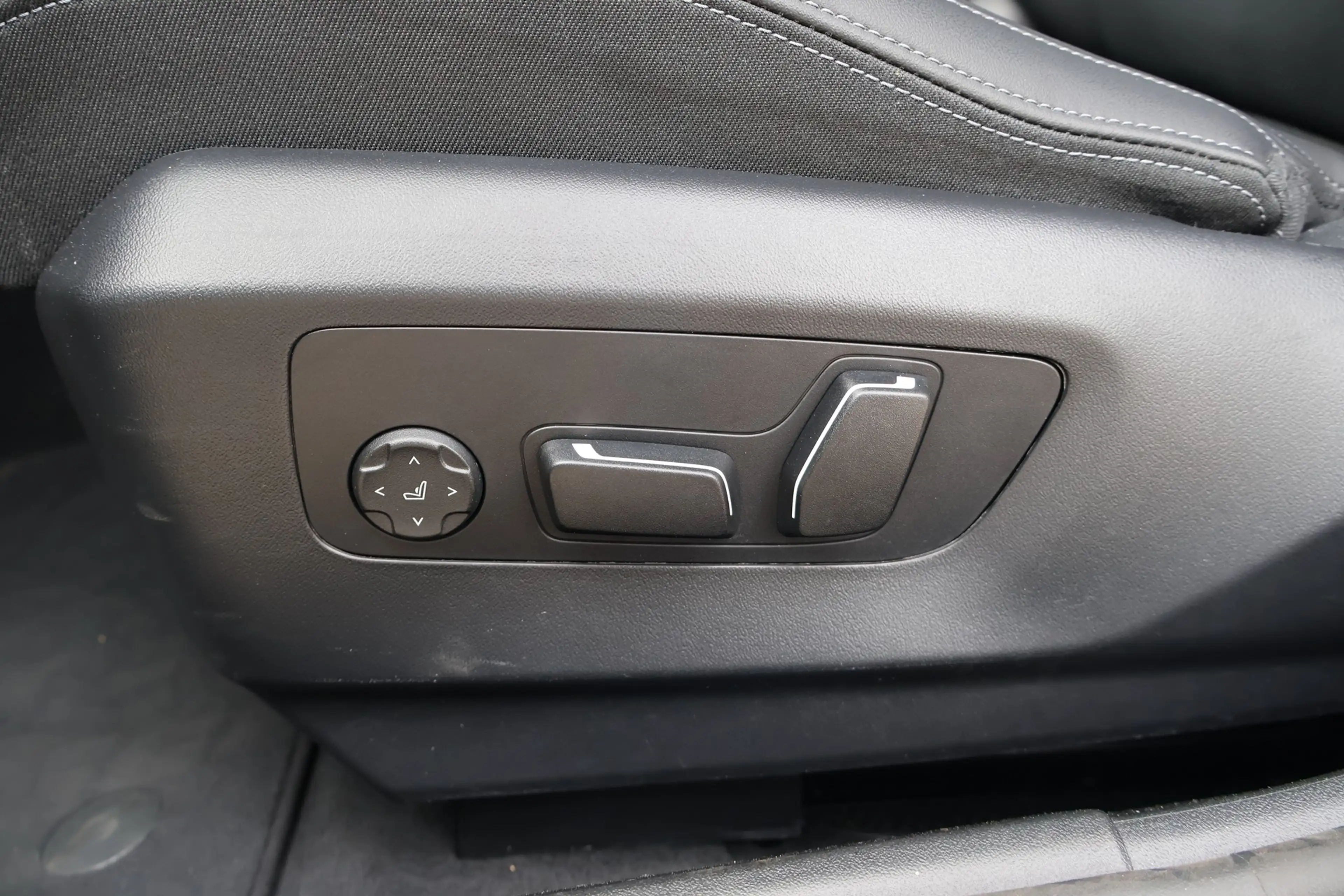 BMW 540 540d M-Sport Touring xDrive Aut. LED ACC Pano — photo 11