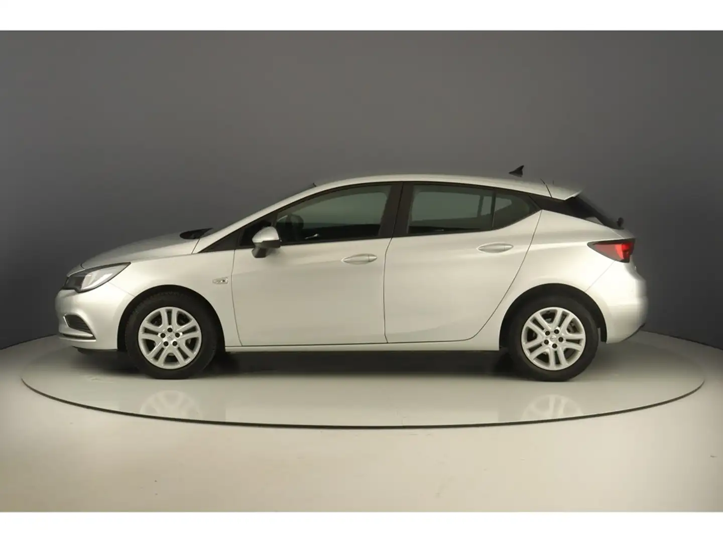 Opel Astra 1.0i 1.06pk Business Edition Argintiu - 2