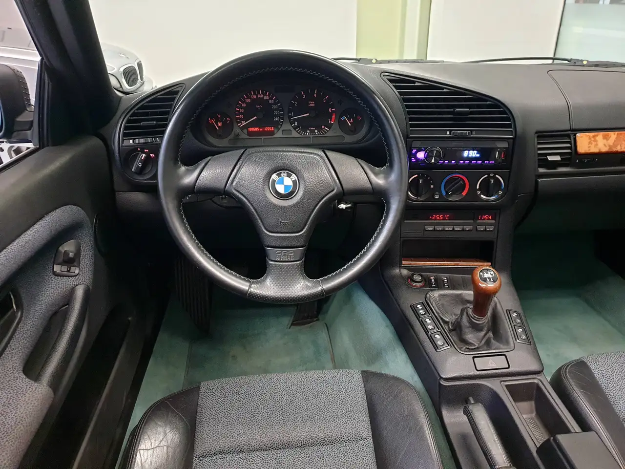 BMW 320i Cabrio 1.Hand Scheckheft Teilleder, foto 11