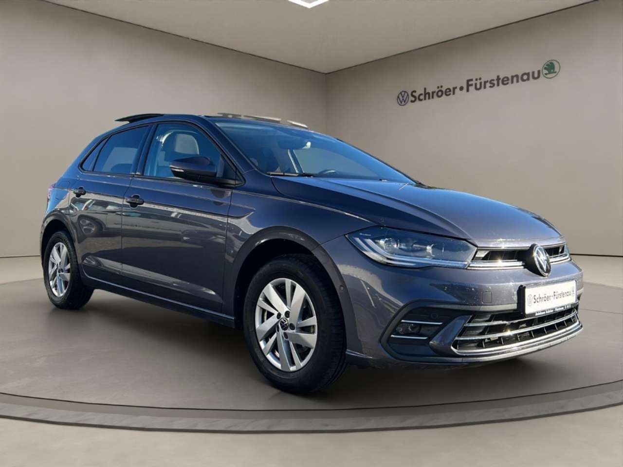Volkswagen Polo 2022 — Style 1.0 TSI DSG (Matrix/ACC/Panoramadach)