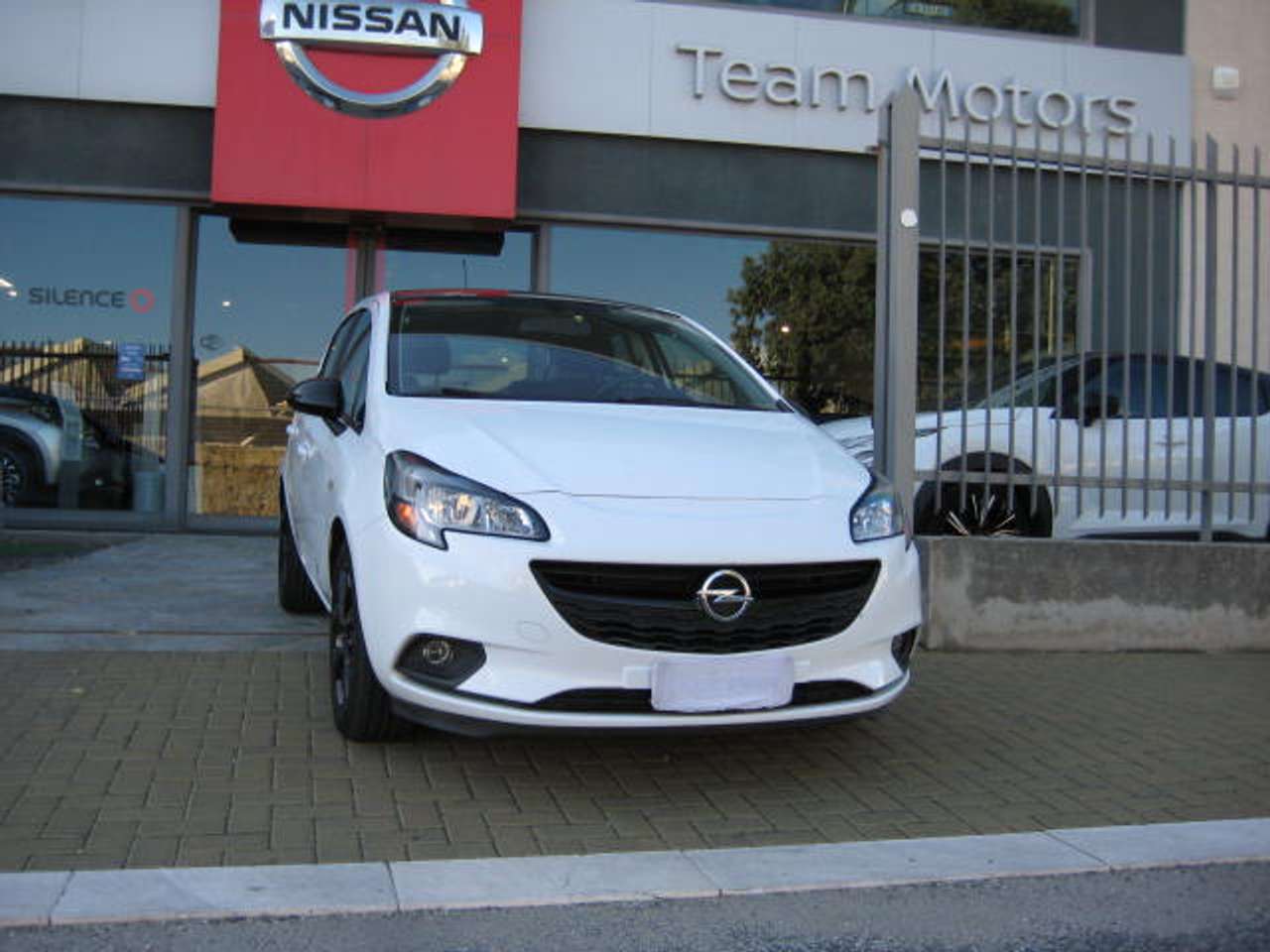 Opel Corsa Corsa V 2015 3p 1.4 Black Edition Gpl Tech 90cv my18.5