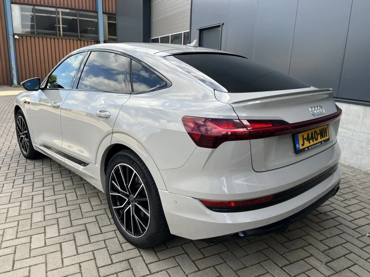 Audi e-tron Sportback 50 quattro S edition, миниатюра 3