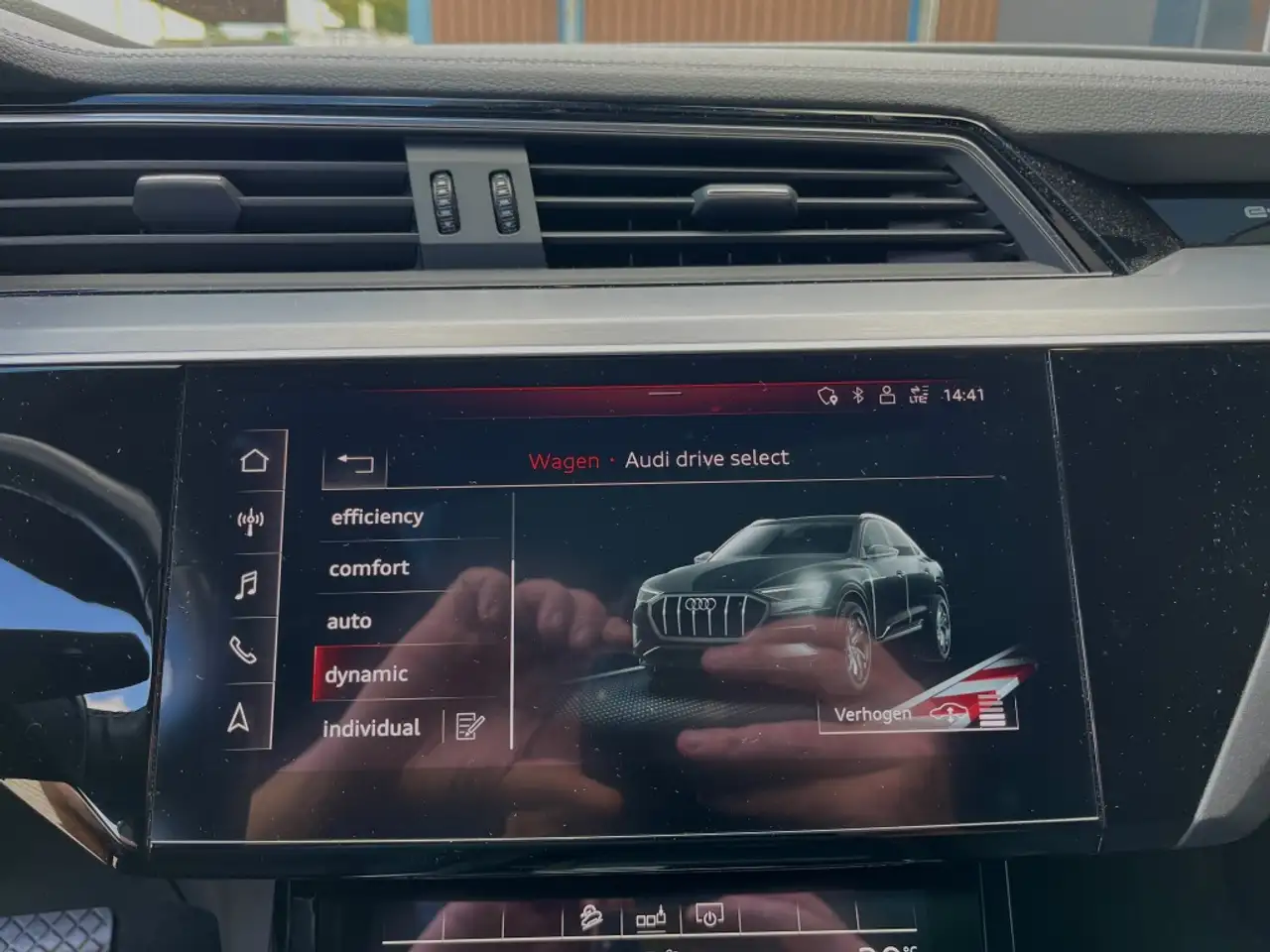 Audi e-tron Sportback 50 quattro S edition, миниатюра 20